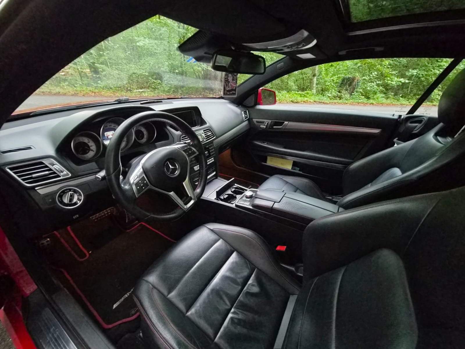 MERCEDES-BENZ E 350 4Matic 7G-Tronic-image-8