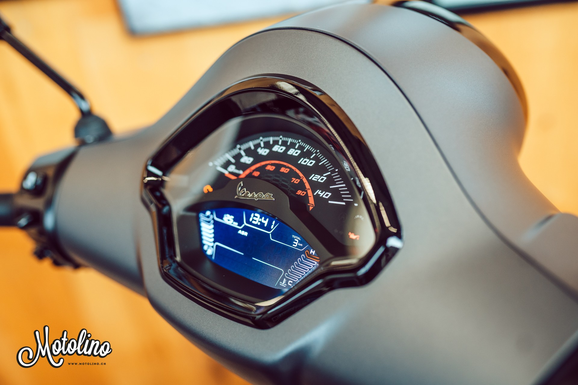 PIAGGIO Vespa GTS 125 Super Sport RST Euro 5+-image-8
