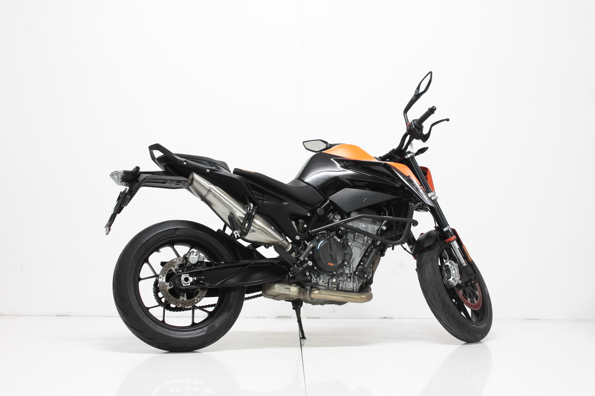 KTM 890 Duke L-image-4