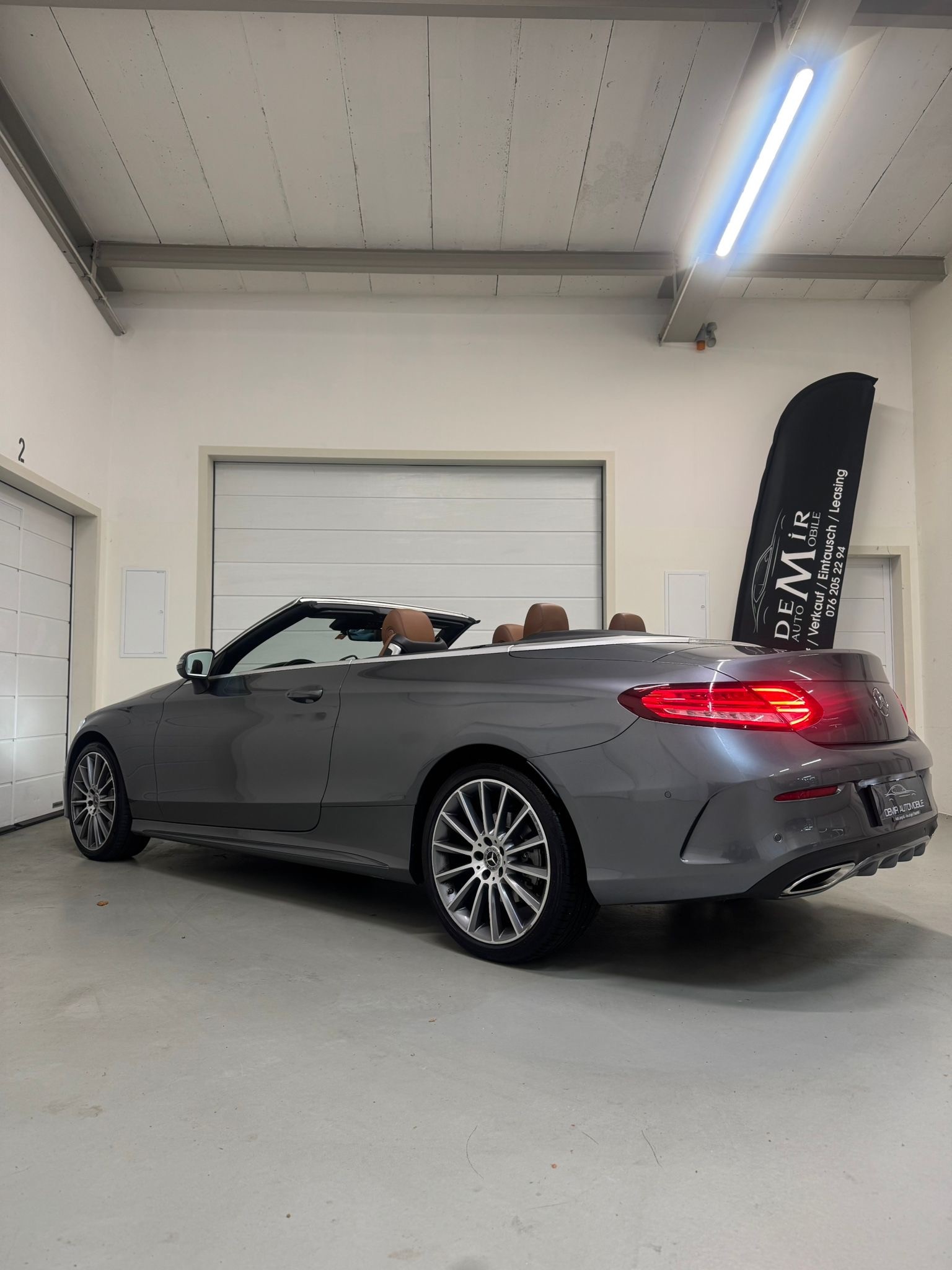 MERCEDES-BENZ C 200 Cabriolet AMG Line 4Matic 9G-Tronic *CH-Fahrzeug / LED HPS / Sitzbelüftung / Rückfahrkamera*-image-5