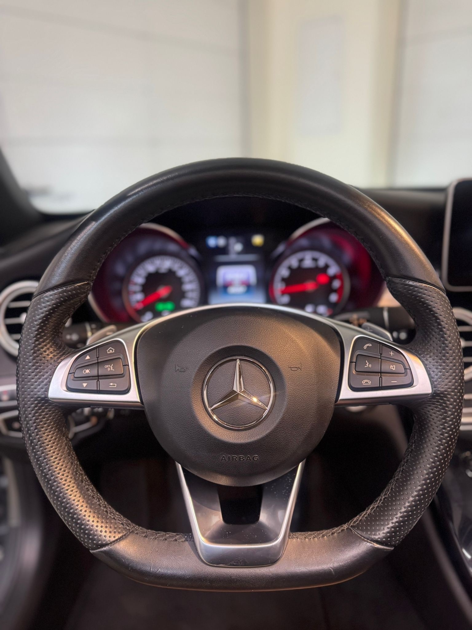 MERCEDES-BENZ C 200 Cabriolet AMG Line 4Matic 9G-Tronic *CH-Fahrzeug / LED HPS / Sitzbelüftung / Rückfahrkamera*-image-10