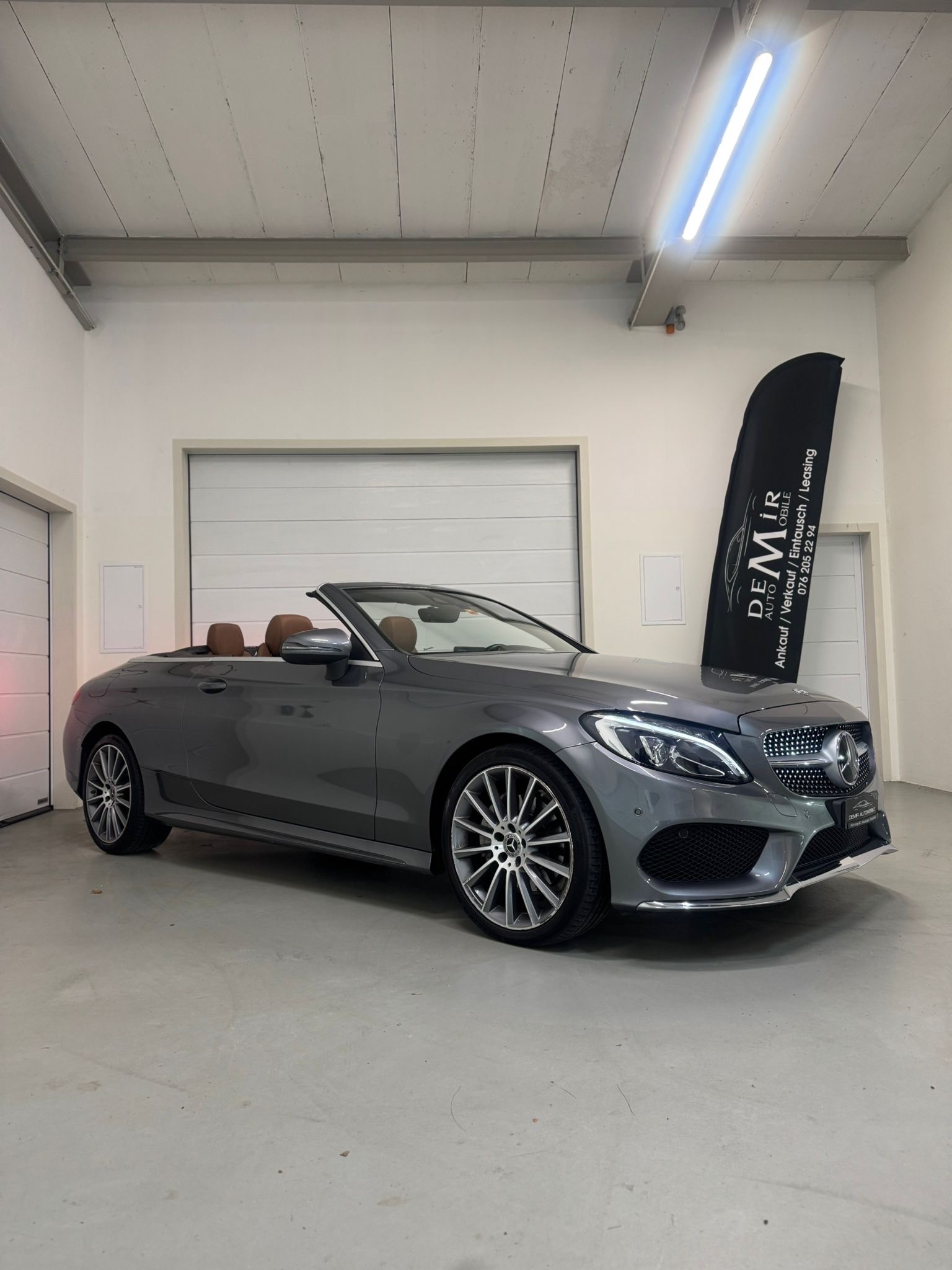 MERCEDES-BENZ C 200 Cabriolet AMG Line 4Matic 9G-Tronic *CH-Fahrzeug / LED HPS / Sitzbelüftung / Rückfahrkamera*-image-2
