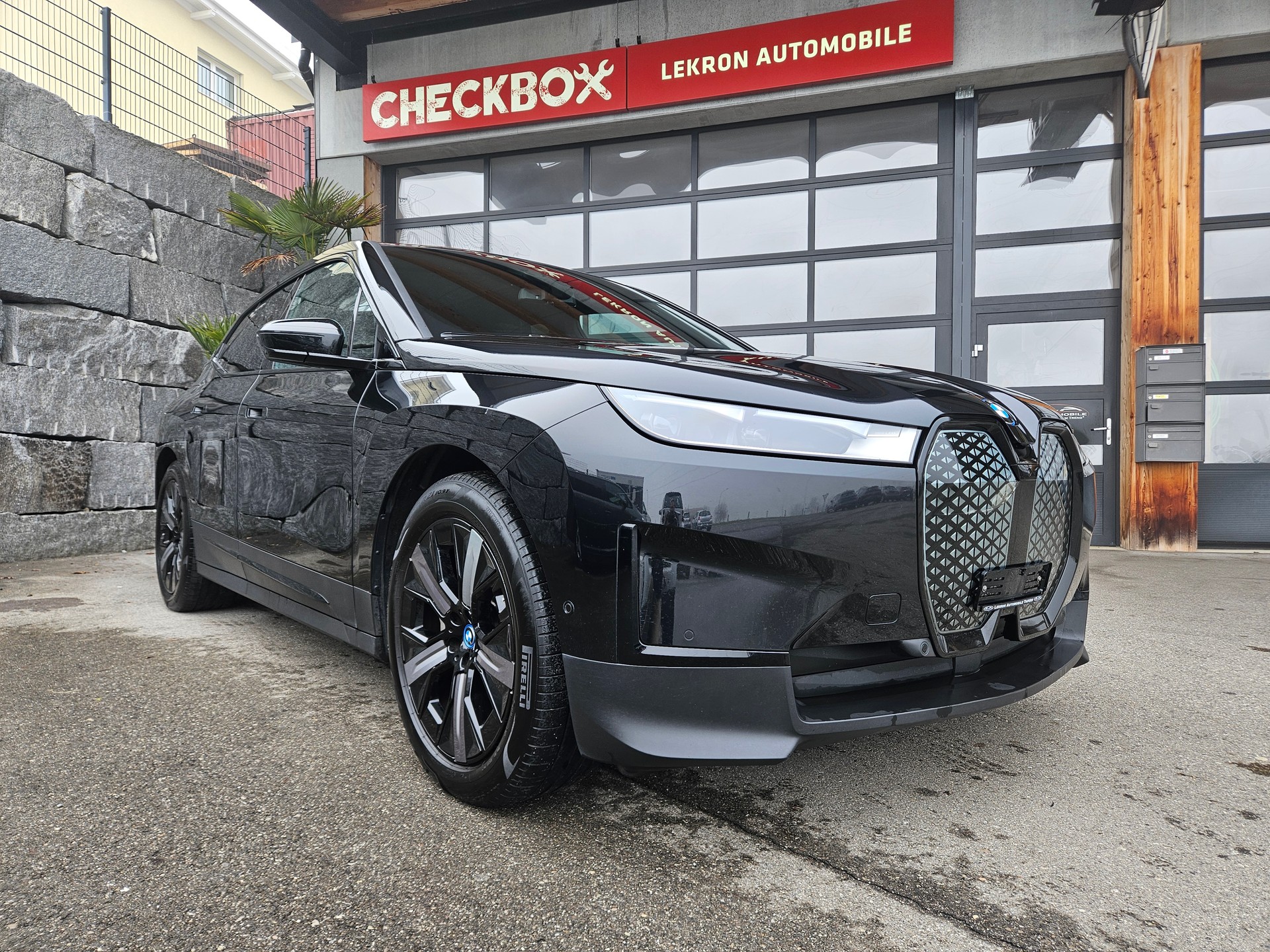 BMW iX xDrive50 all Black
