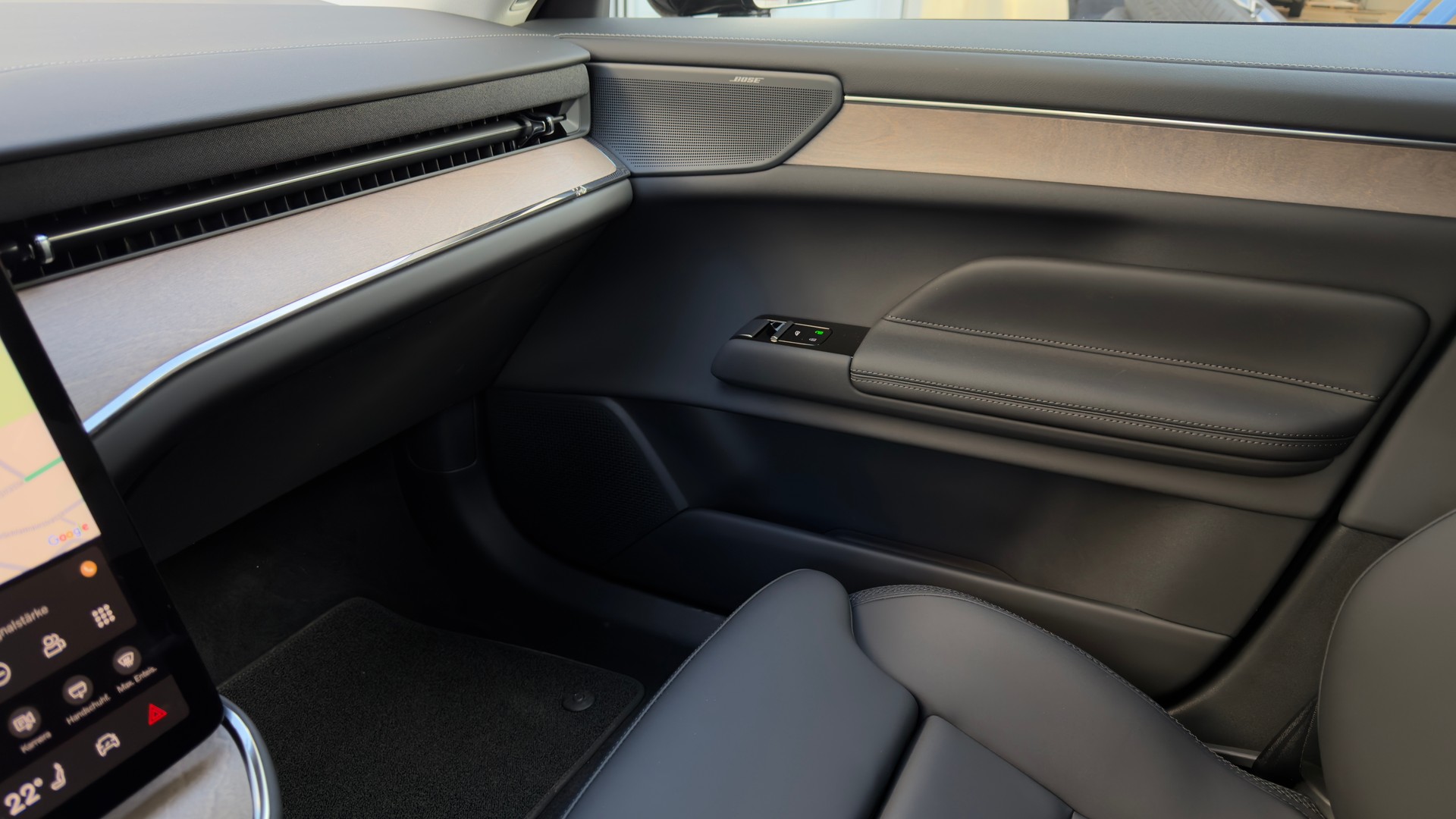 VOLVO ES90 Plus-image-10