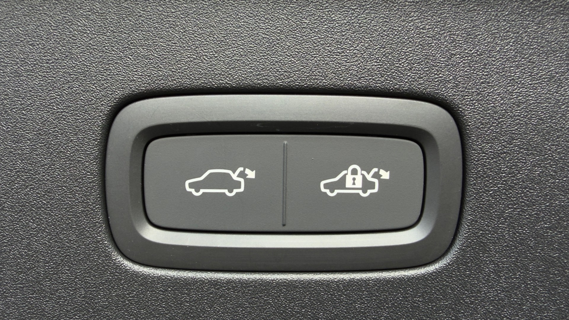 VOLVO ES90 Plus-image-14