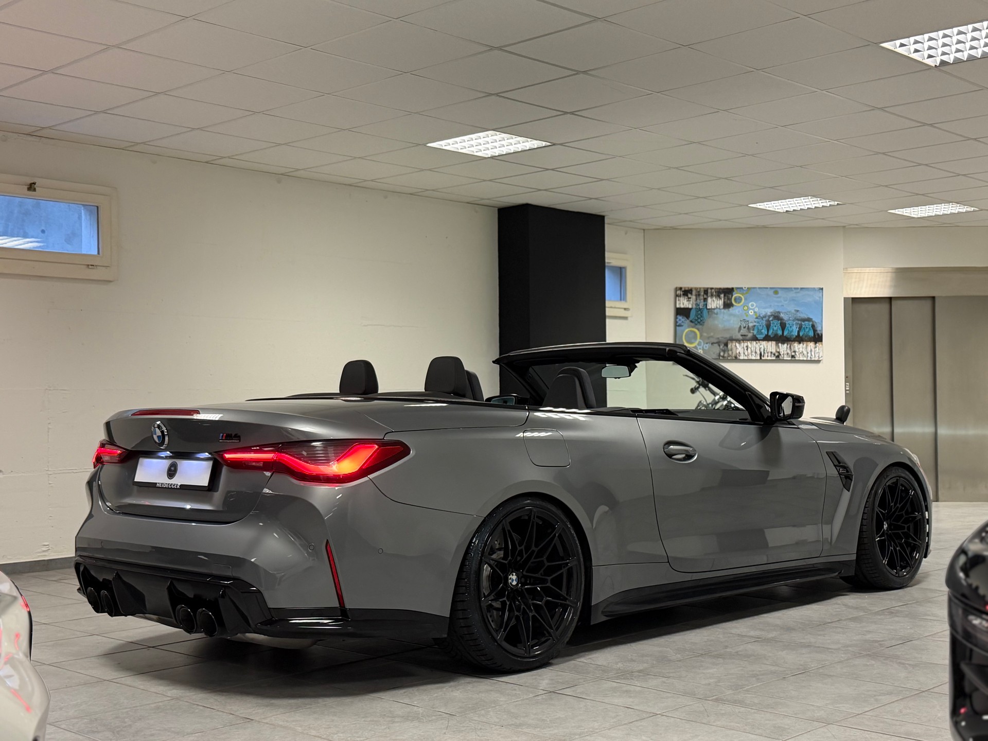 BMW M4 Cabrio Competition M xDrive-image-23