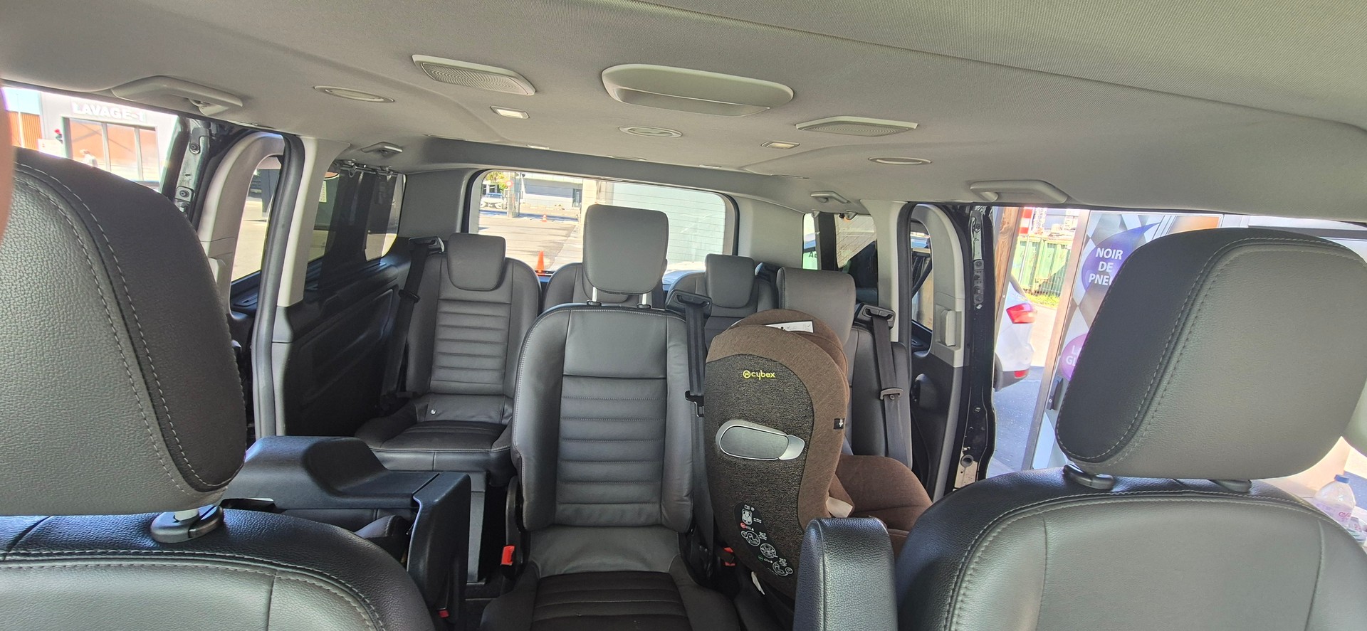 FORD Tourneo Custom 310 L1H1 sport A-image-8