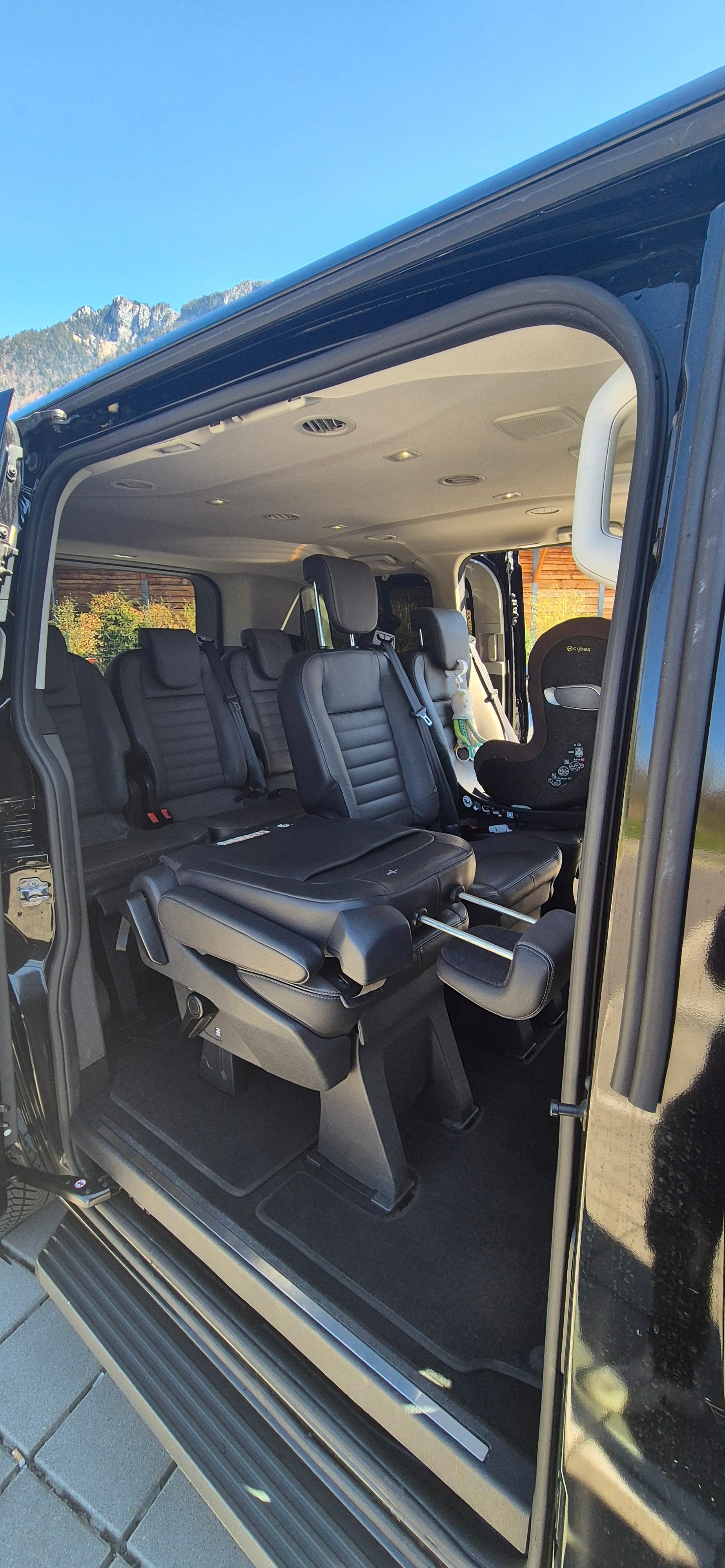FORD Tourneo Custom 310 L1H1 sport A-image-6