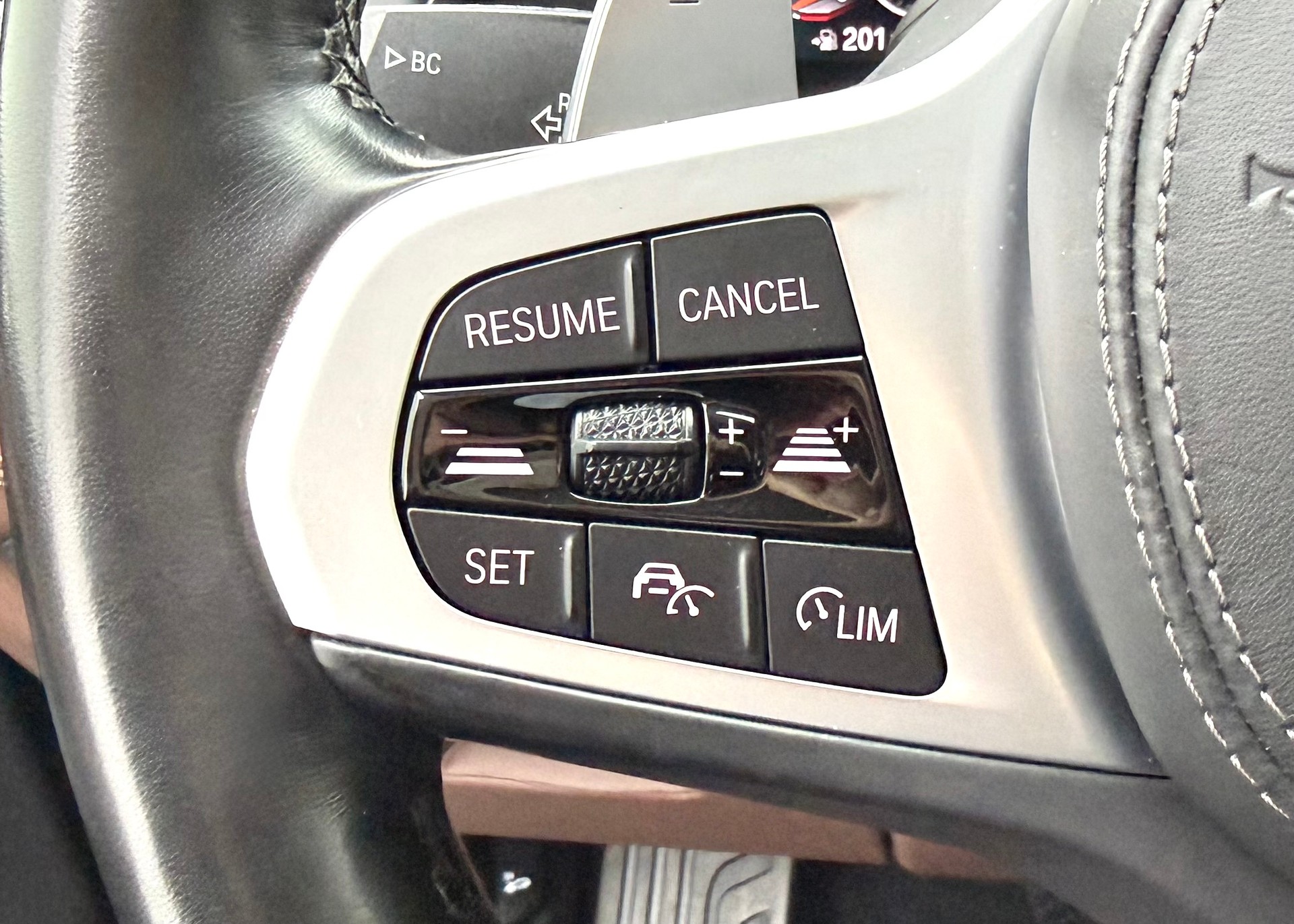 BMW X5 xDrive 48V 40d Steptronic PANORAMADACH-image-9