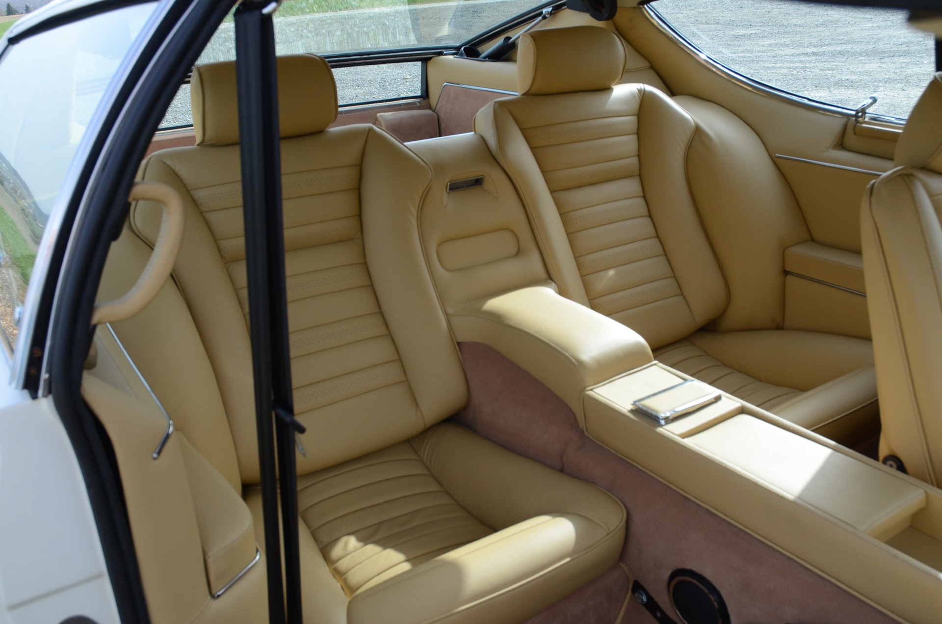 LAMBORGHINI Espada 400 GT-image-4