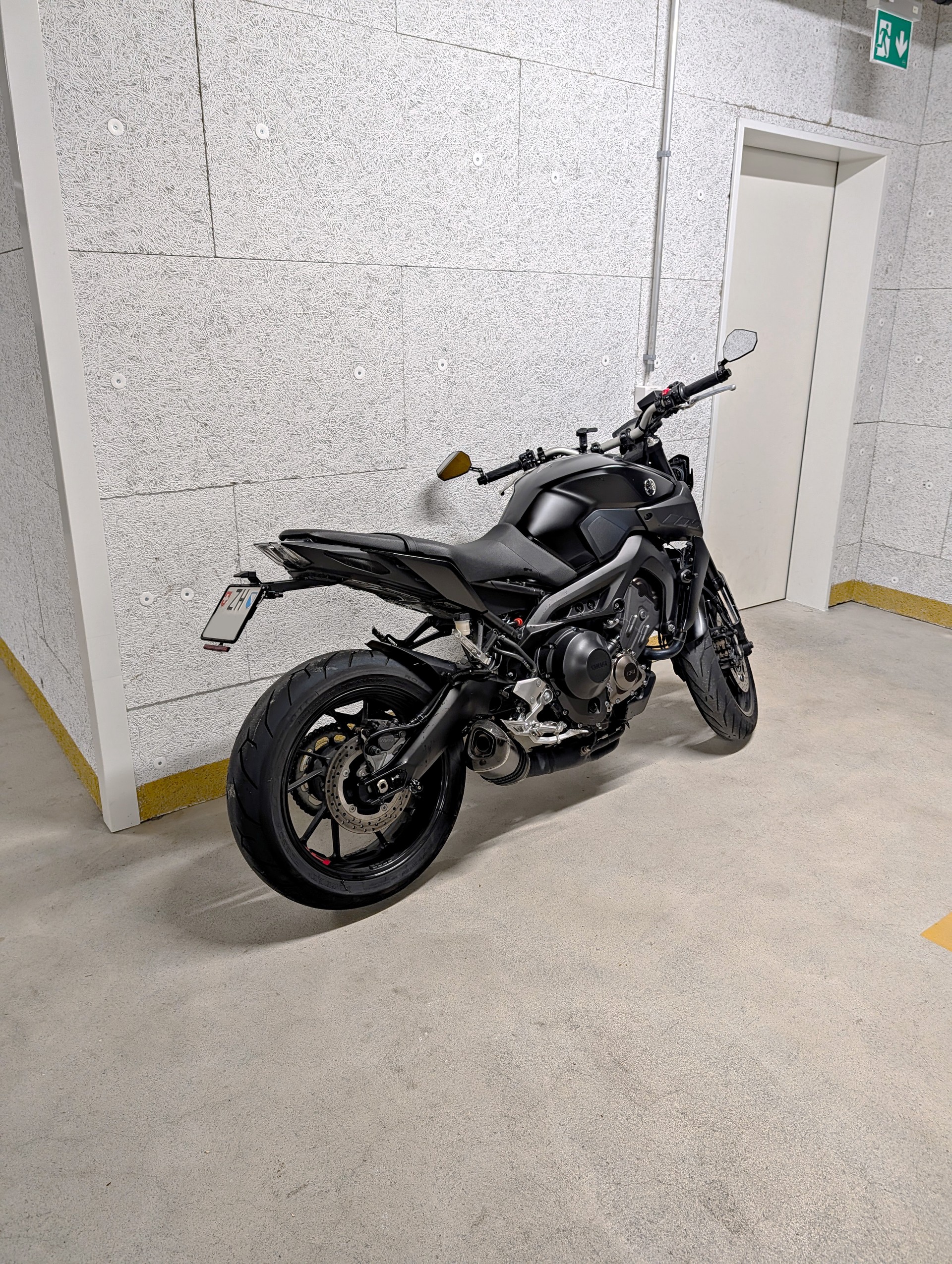 YAMAHA MT-09 ABS-image-3