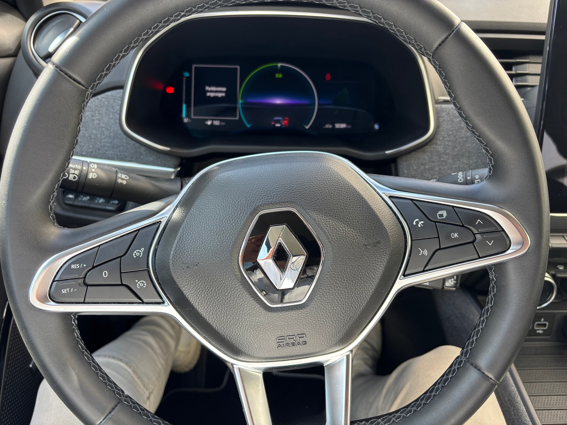 RENAULT Zoe Intens R135 (incl. Batterie)-image-8