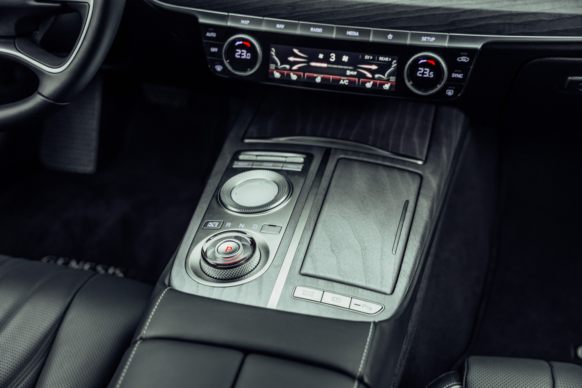 GENESIS G80 Electrificed Luxury 87,2kWh AWD-image-12