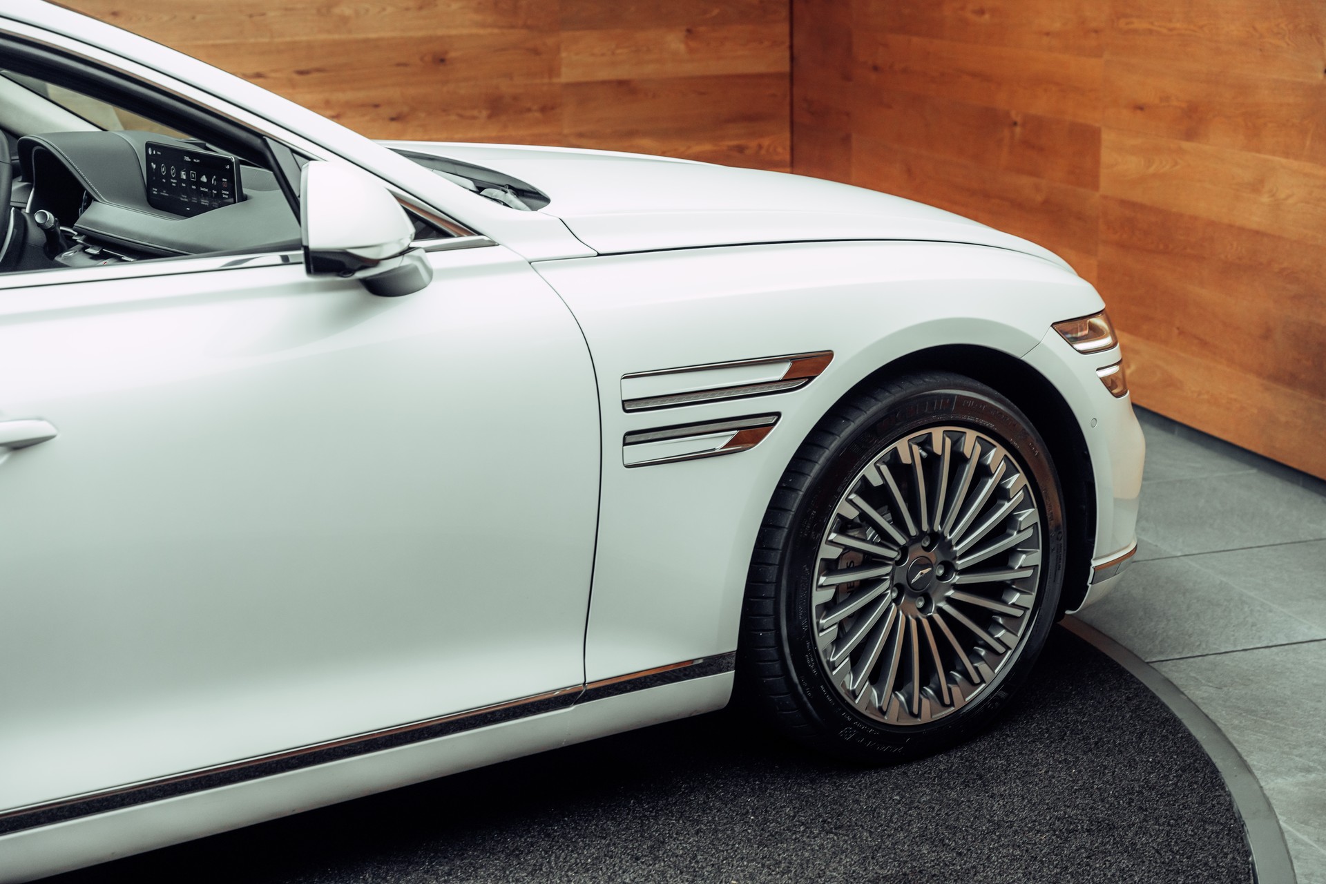 GENESIS G80 Electrificed Luxury 87,2kWh AWD-image-19