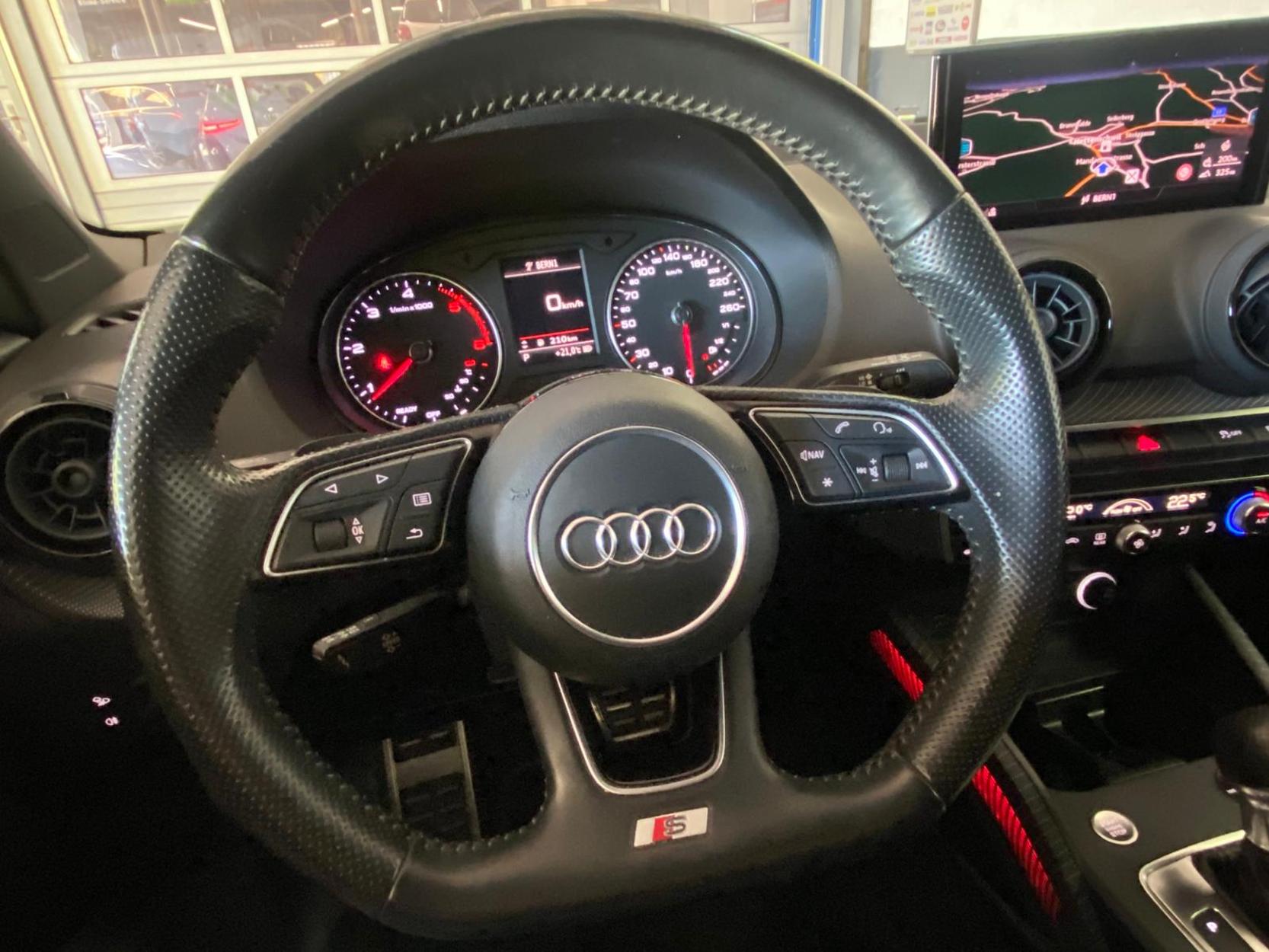 AUDI Q2 2.0 TDI Sport quat. S-Tr.-image-10