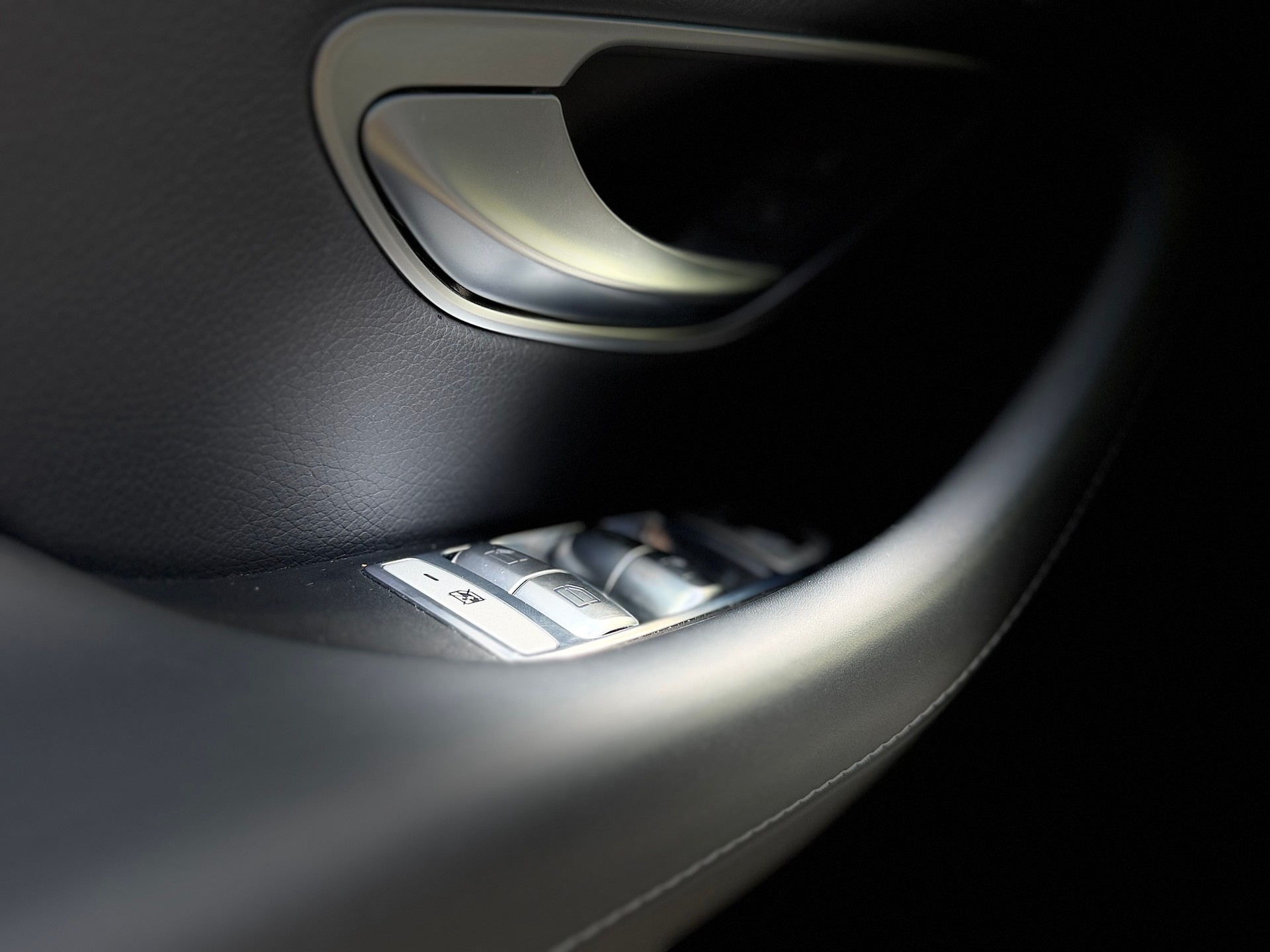 MERCEDES-BENZ AMG GT 4 43 4Matic+ Speedshift TCT-image-24