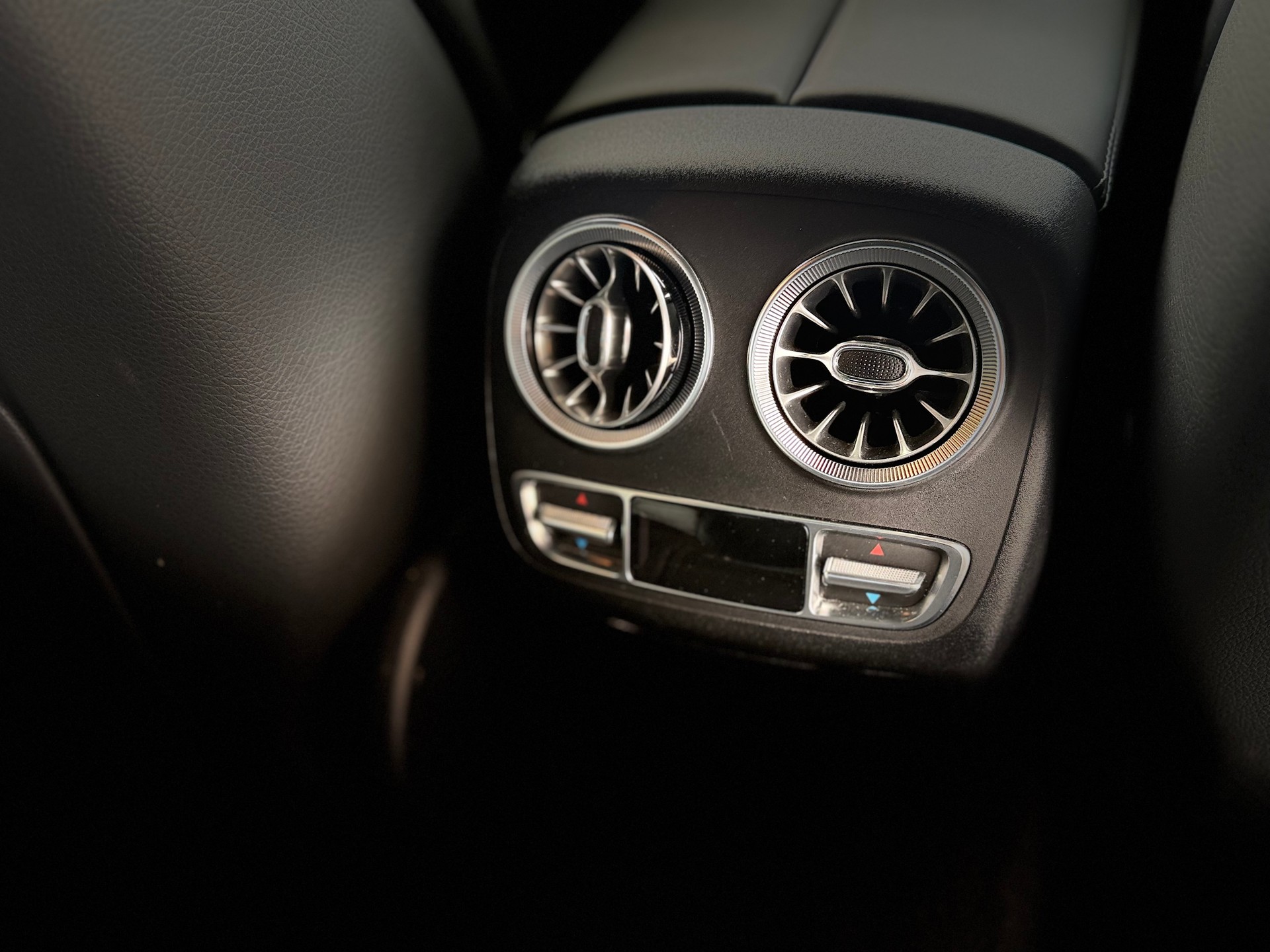 MERCEDES-BENZ AMG GT 4 43 4Matic+ Speedshift TCT-image-18