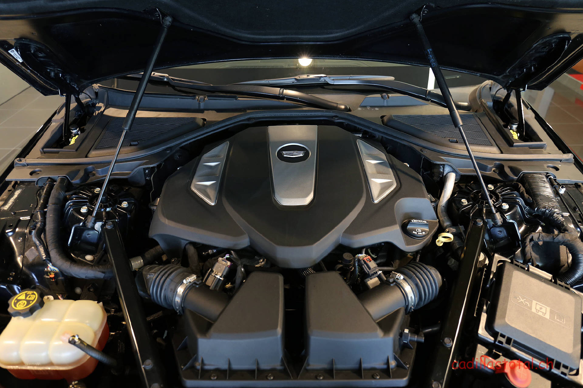CADILLAC CT6 3.0 TT Luxury AWD-image-11