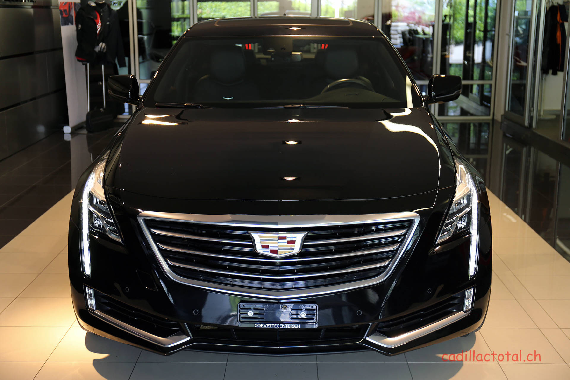 CADILLAC CT6 3.0 TT Luxury AWD-showroom-element-1