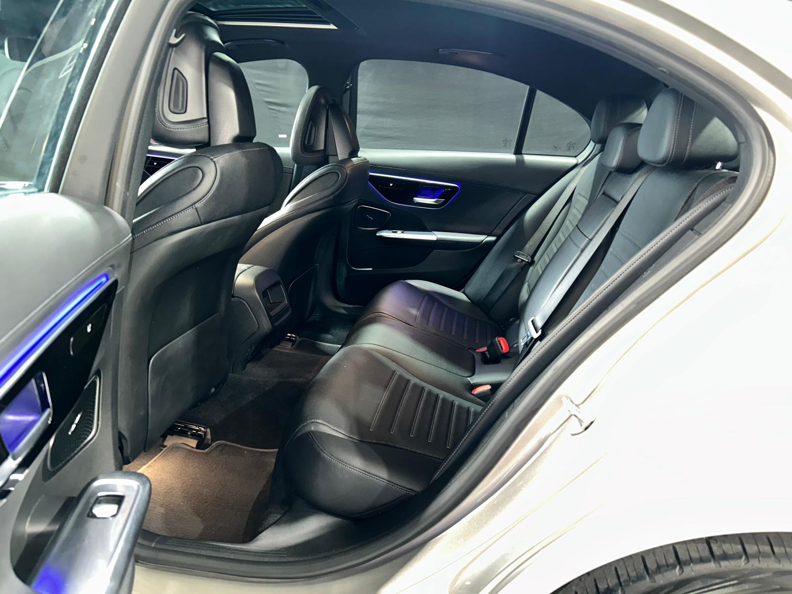 MERCEDES-BENZ C 220 d AMG Line 4matic-image-8