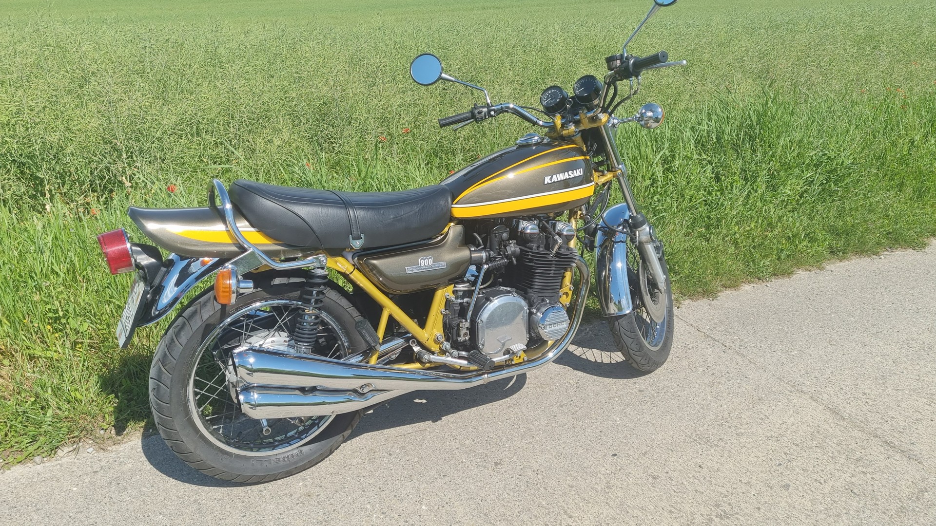 KAWASAKI Z 900-image-1