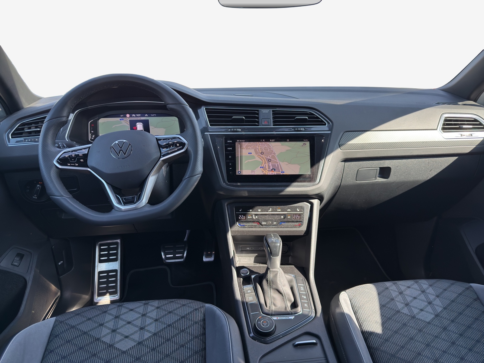 VW Tiguan 2.0TSI R-Line 4Motion DSG-image-8