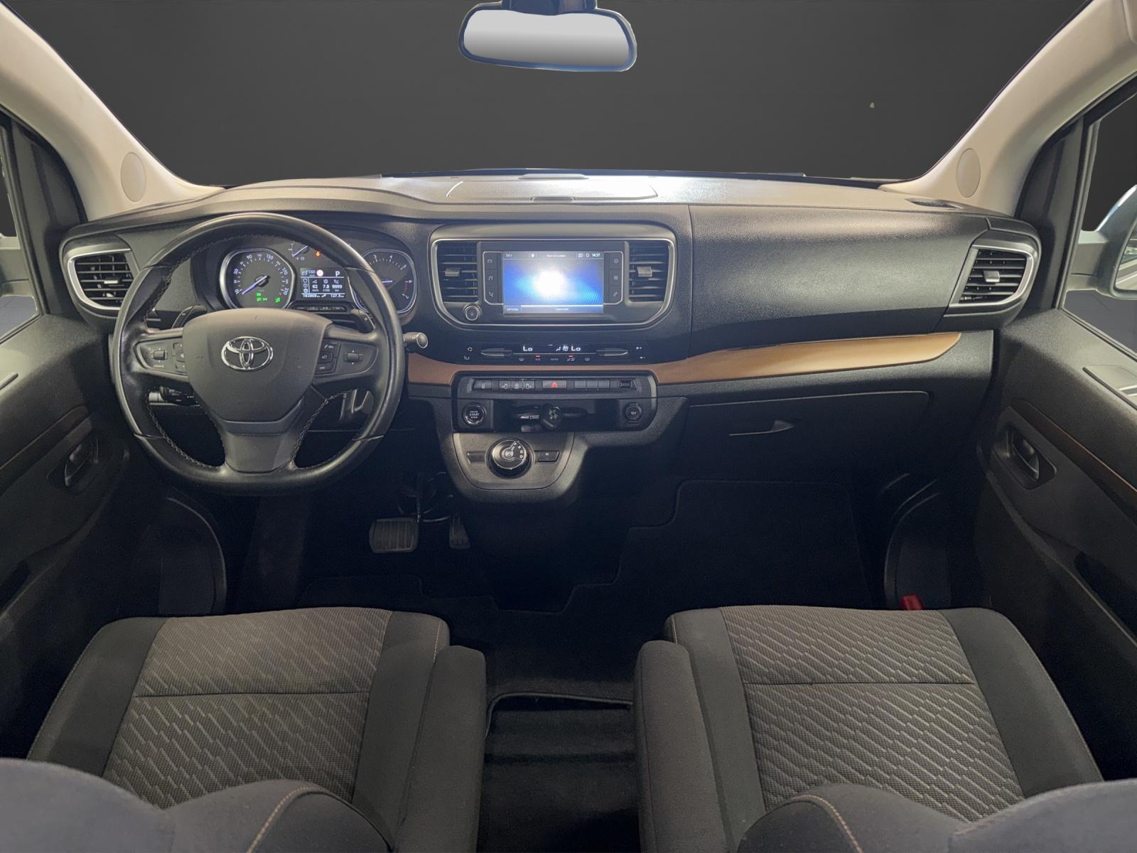TOYOTA Proace Verso 2.0 D-4D Family Long Automatic-image-10