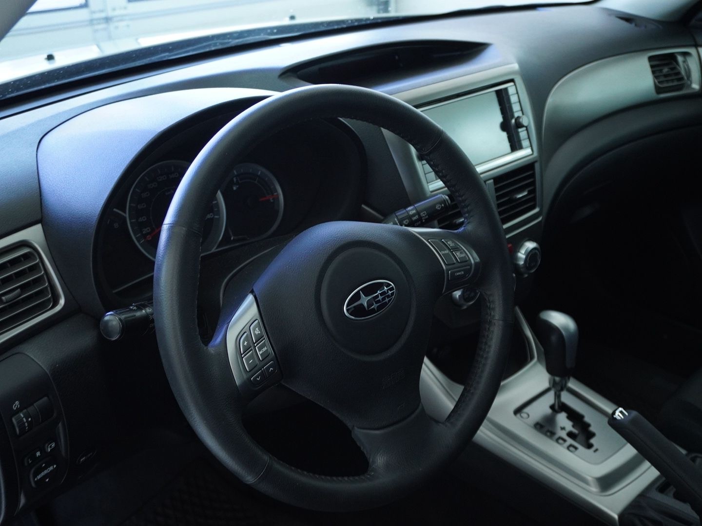 SUBARU Impreza 2.0R Swiss Automatic-image-2