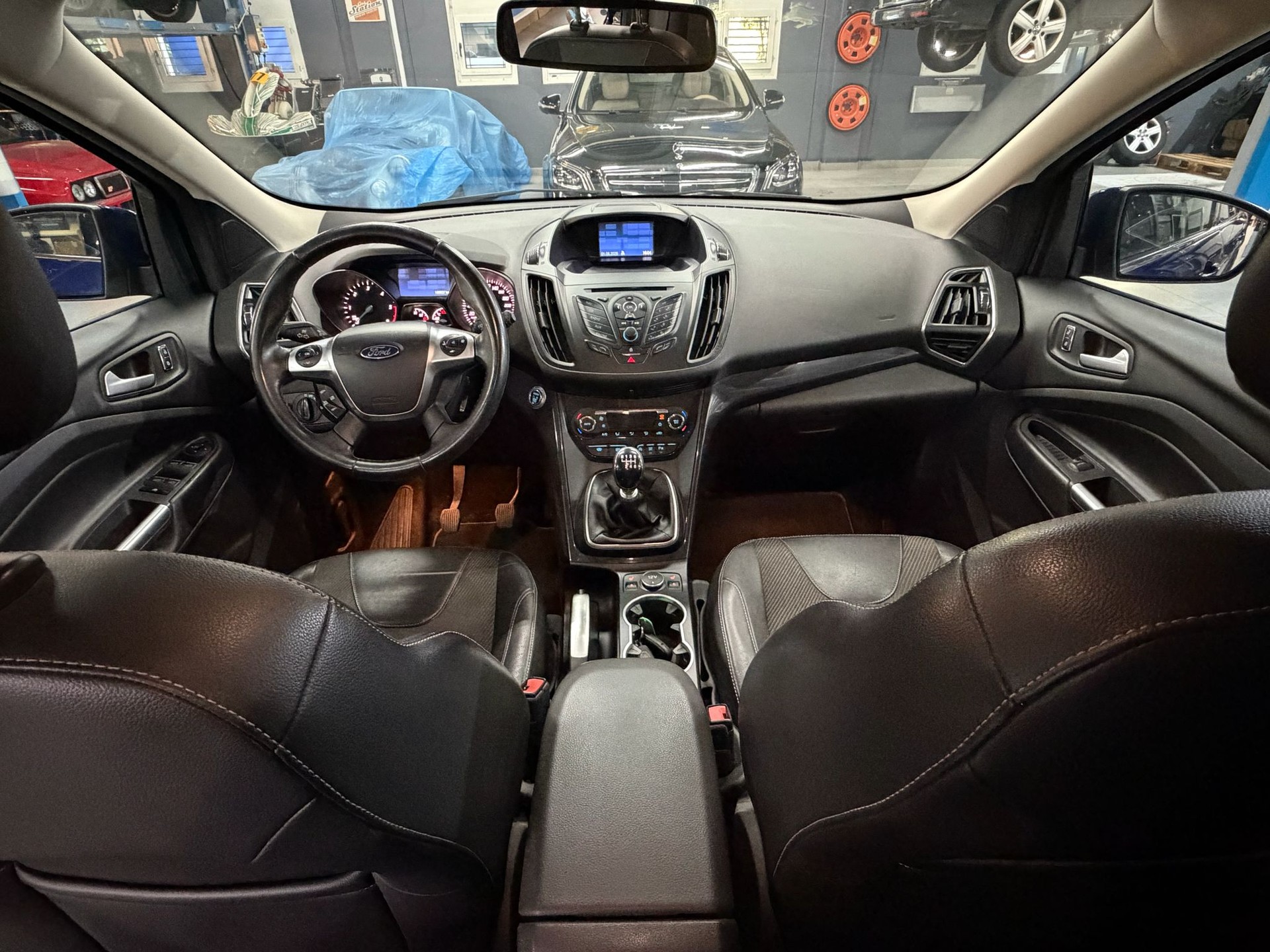 FORD Kuga 2.0 TDCi Titanium 4WD-image-12