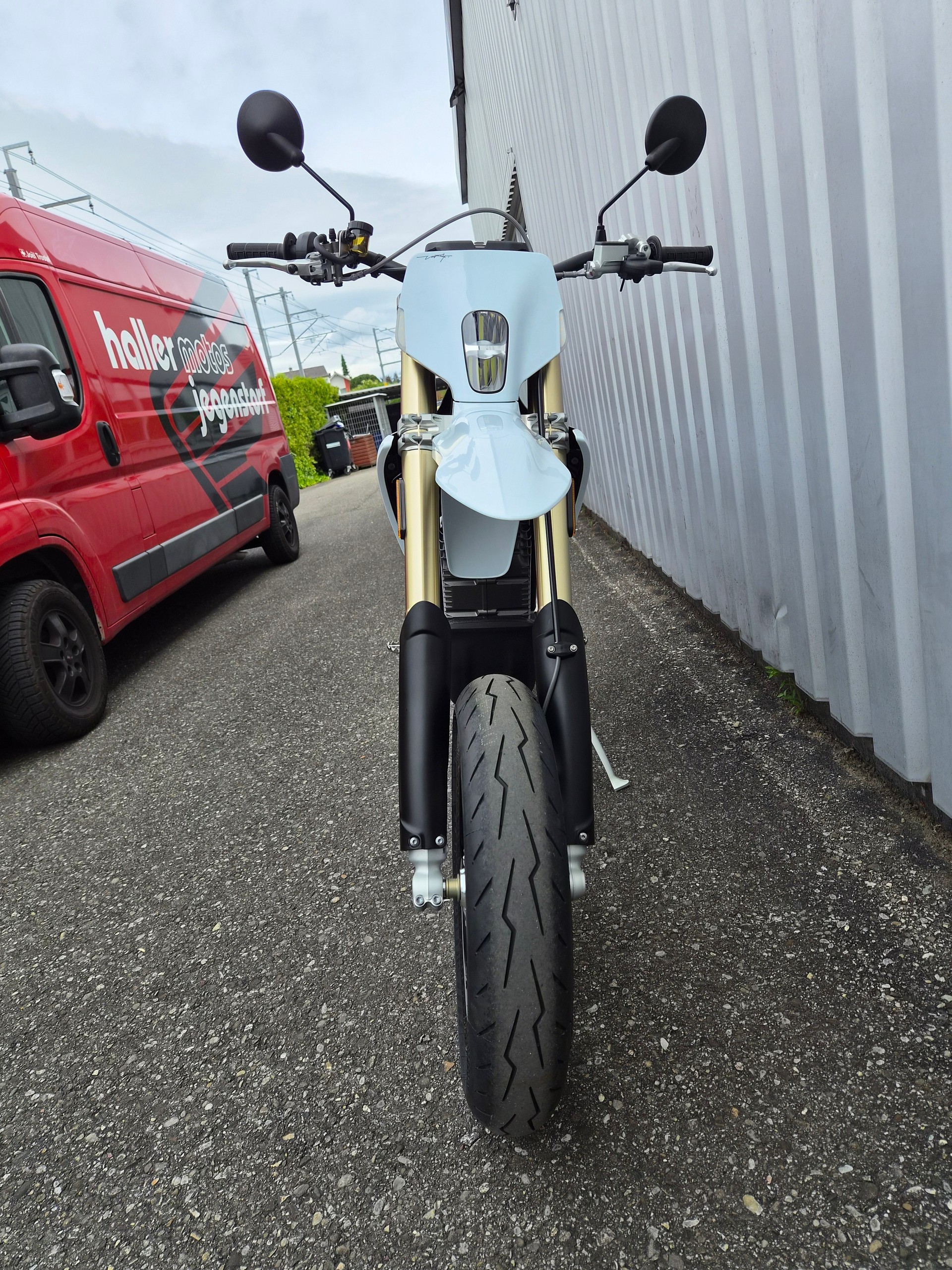 STARK VARG SUPERMOTO 80PS-image-2