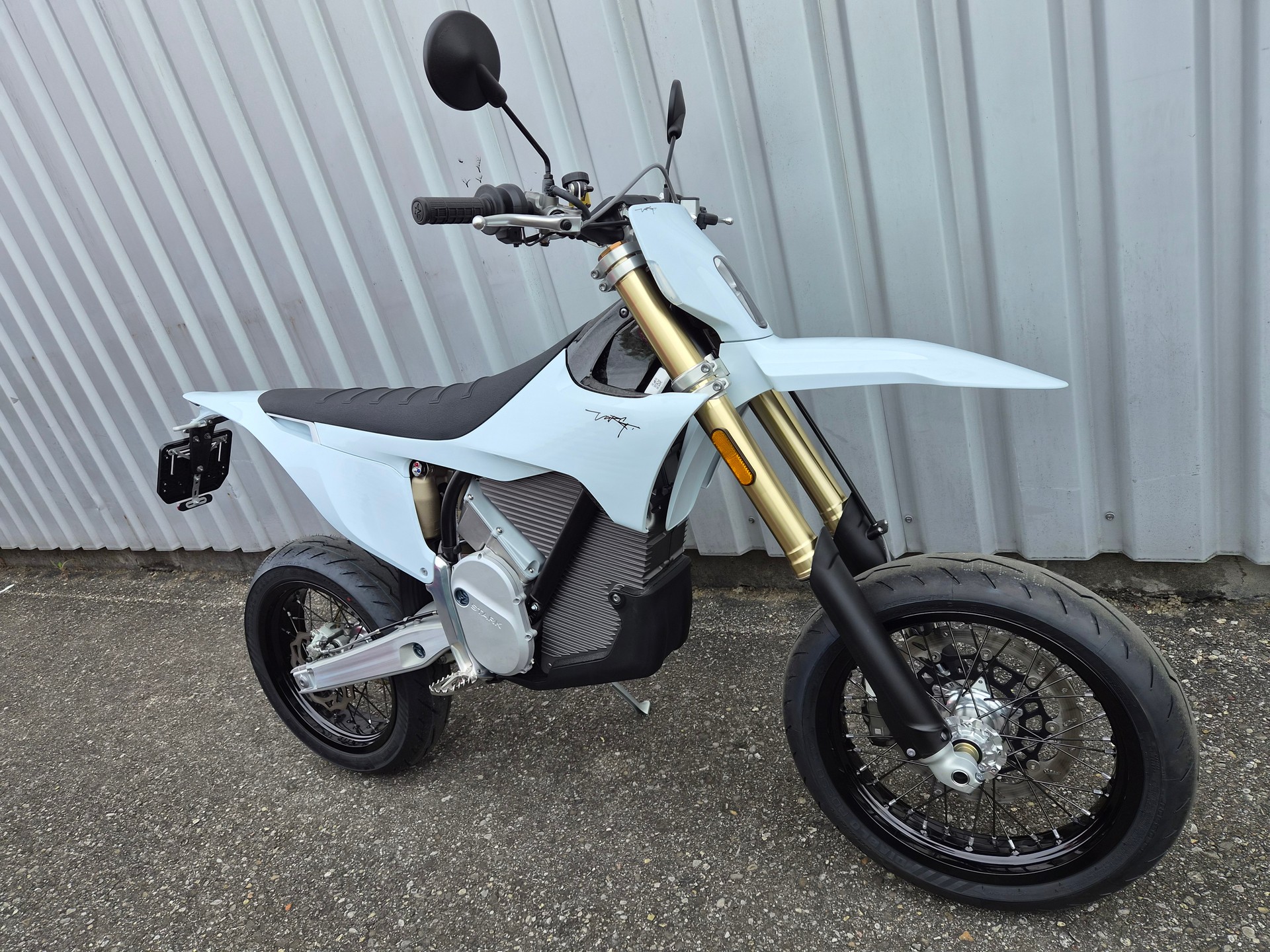 STARK VARG SUPERMOTO 80PS-image-1