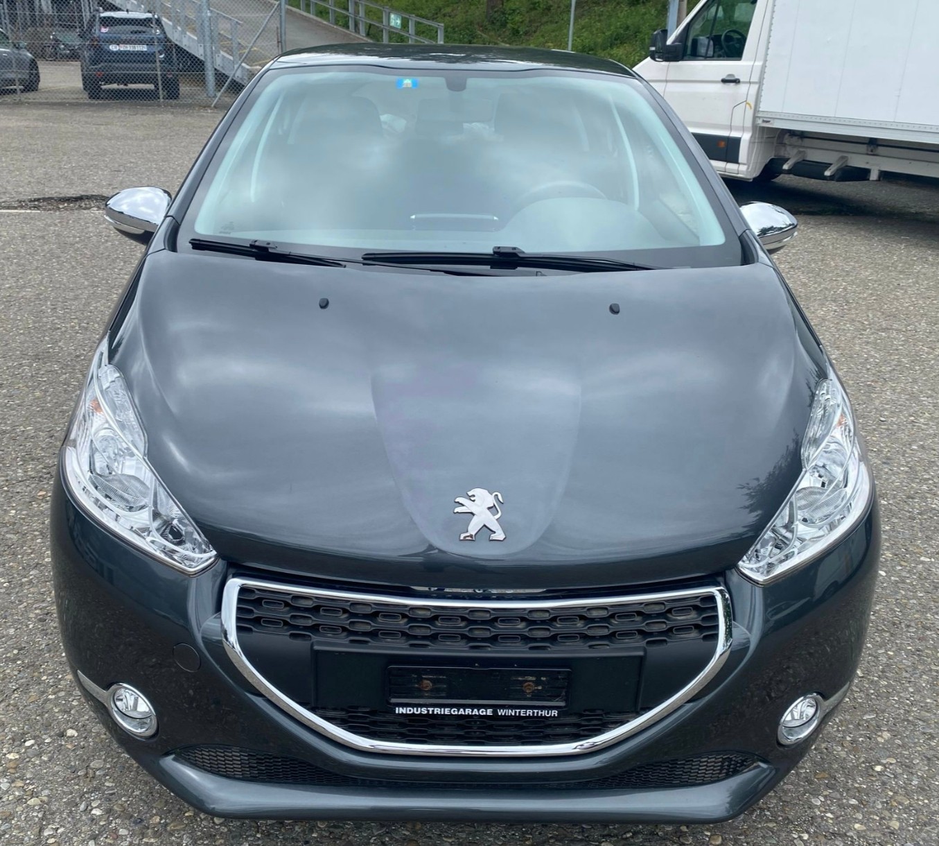 PEUGEOT 208 1.2 VTI Style
