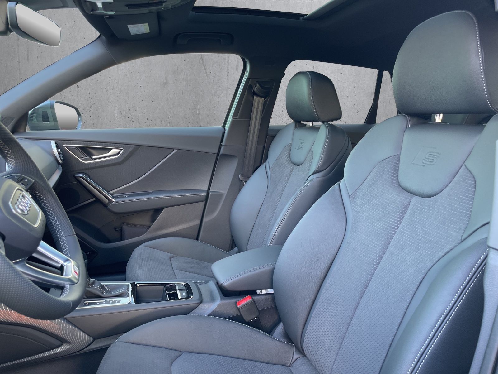 AUDI Q2 40 TFSI S line Attraction quattro S-tronic-image-6