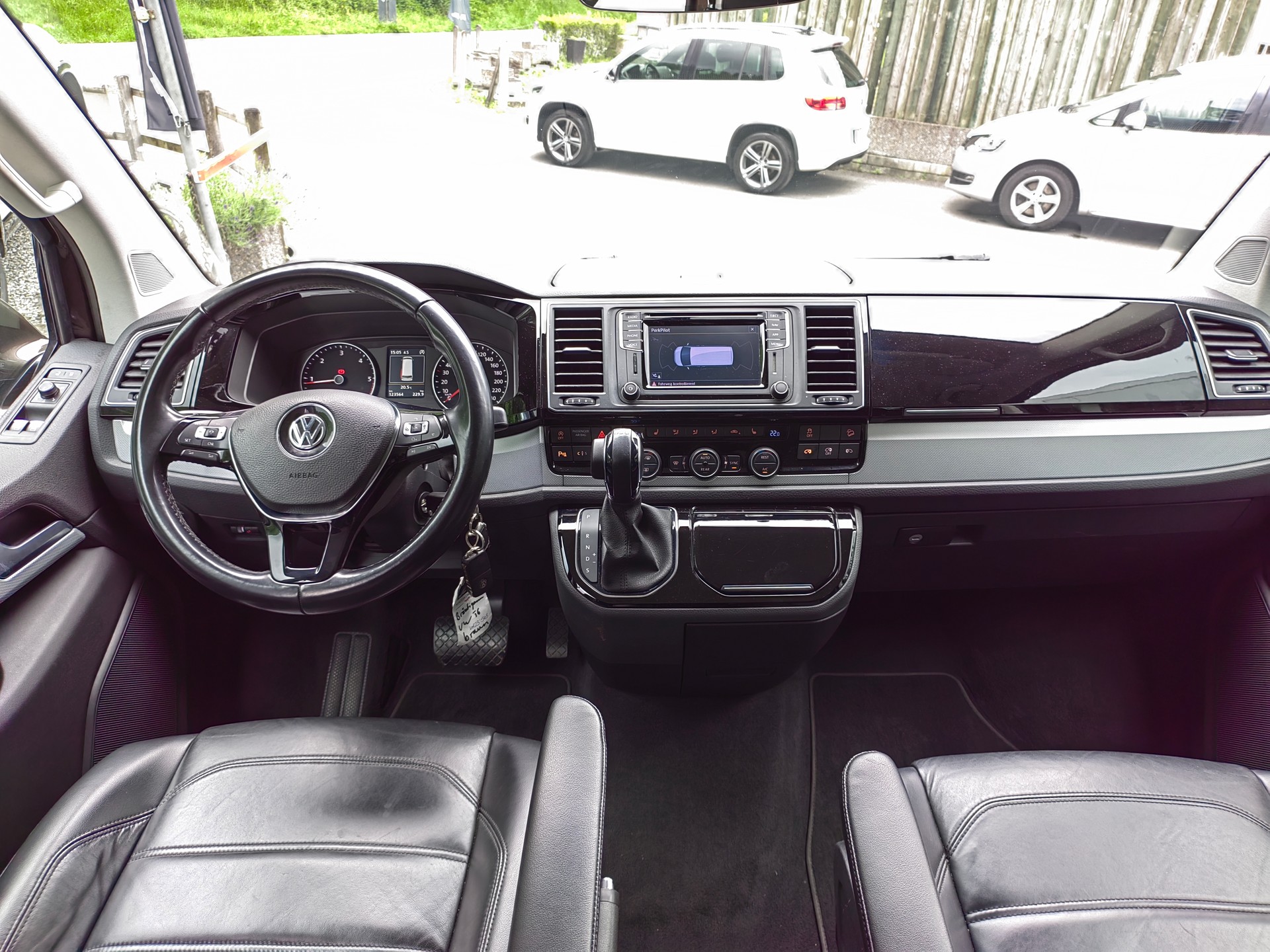 VW T6 Multivan 2.0 TDI 199 Highline DSG 4m-image-15