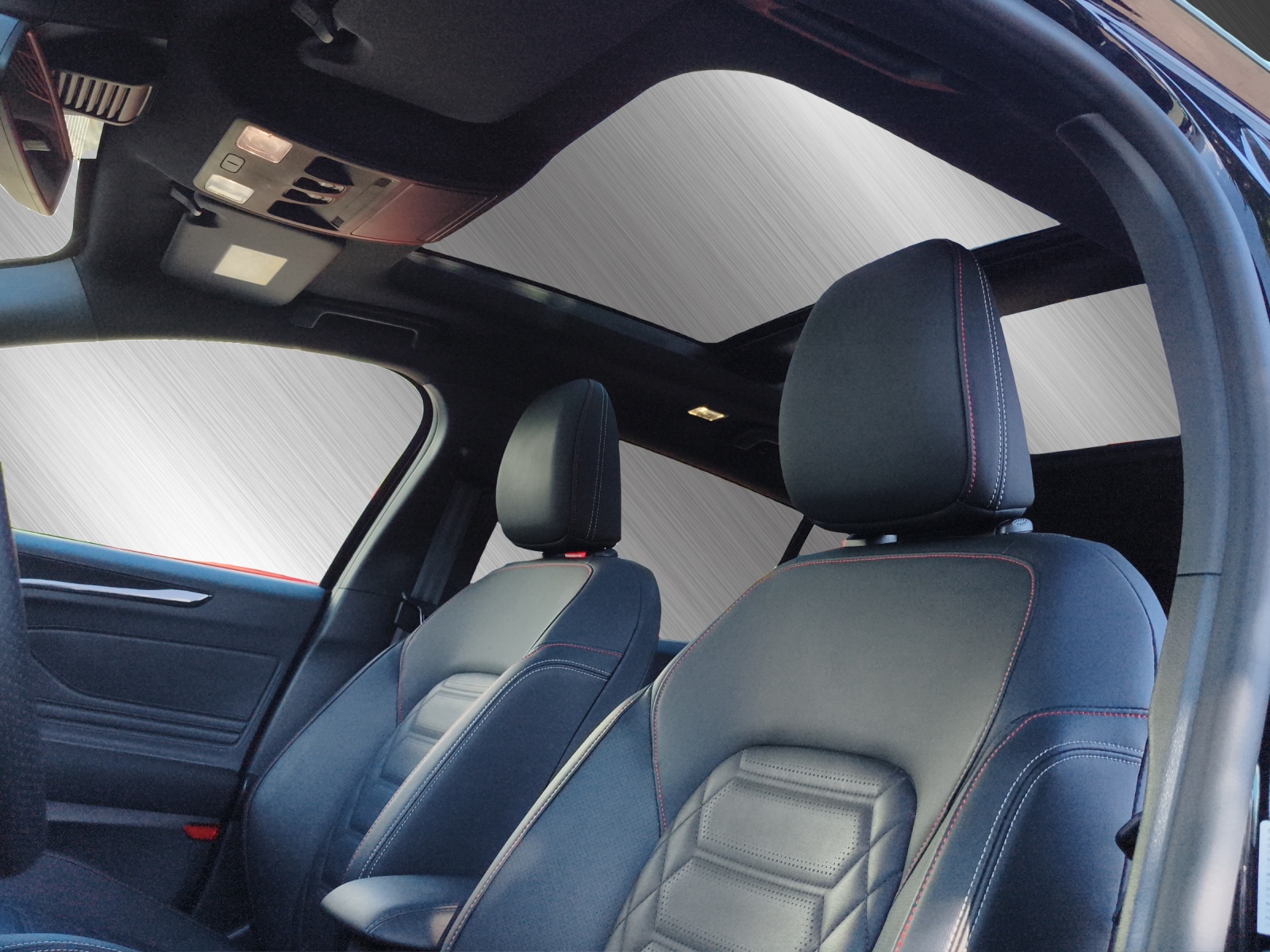 FORD Focus Station Wagon 1.5 EcoBlue-image-12