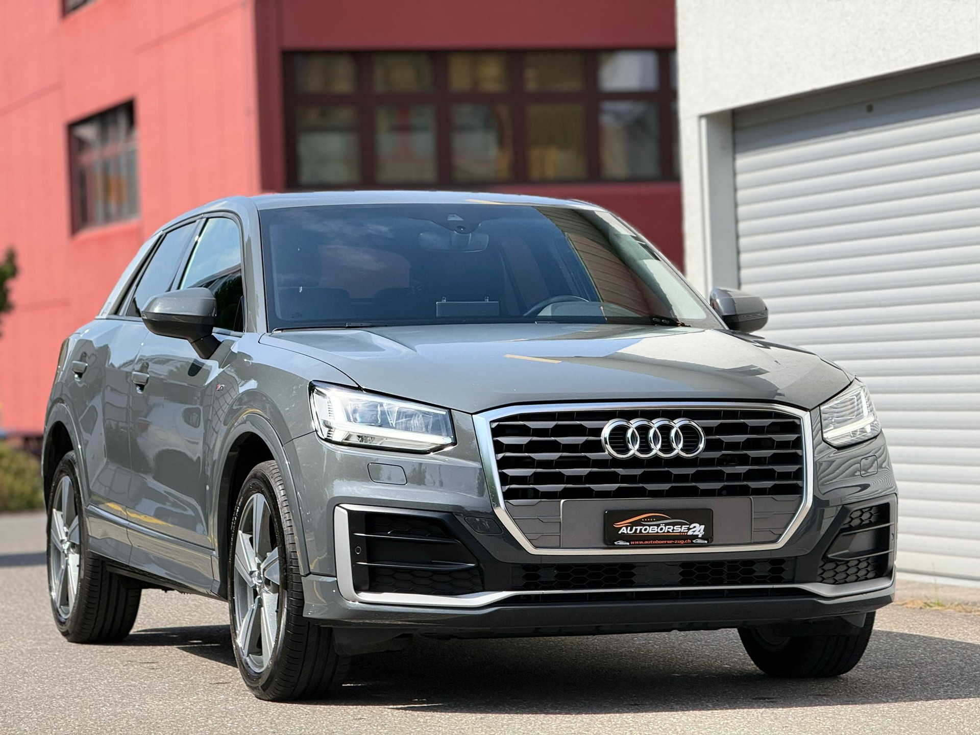 AUDI Q2 1.4 TFSI Sport S-Tronic-showroom-element-1