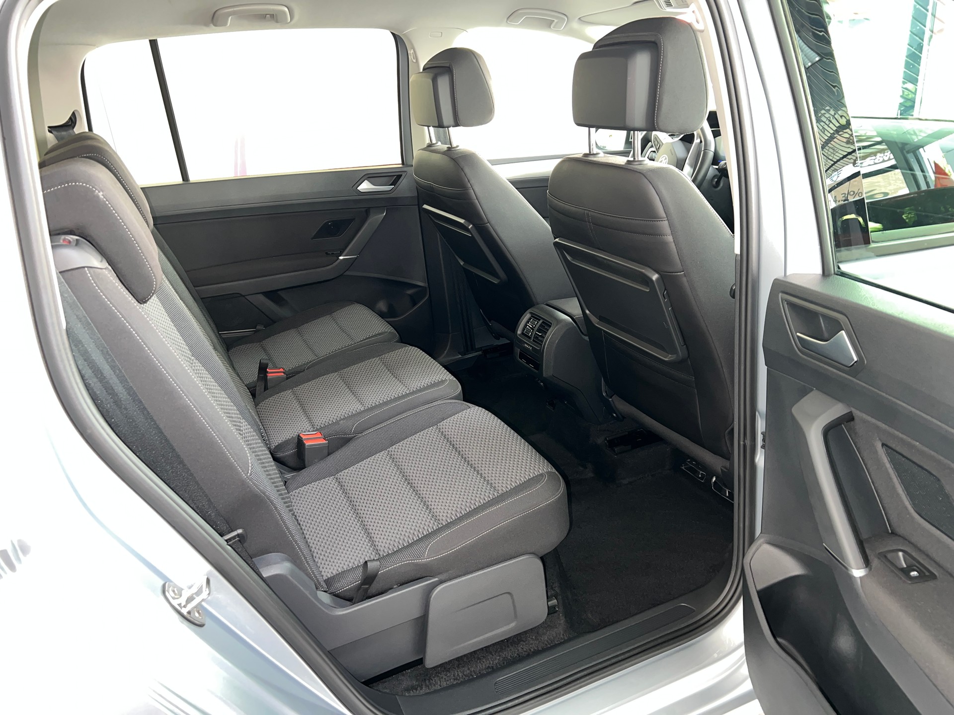 VW Touran 1.5 TSI EVO Comfortline DSG-image-6