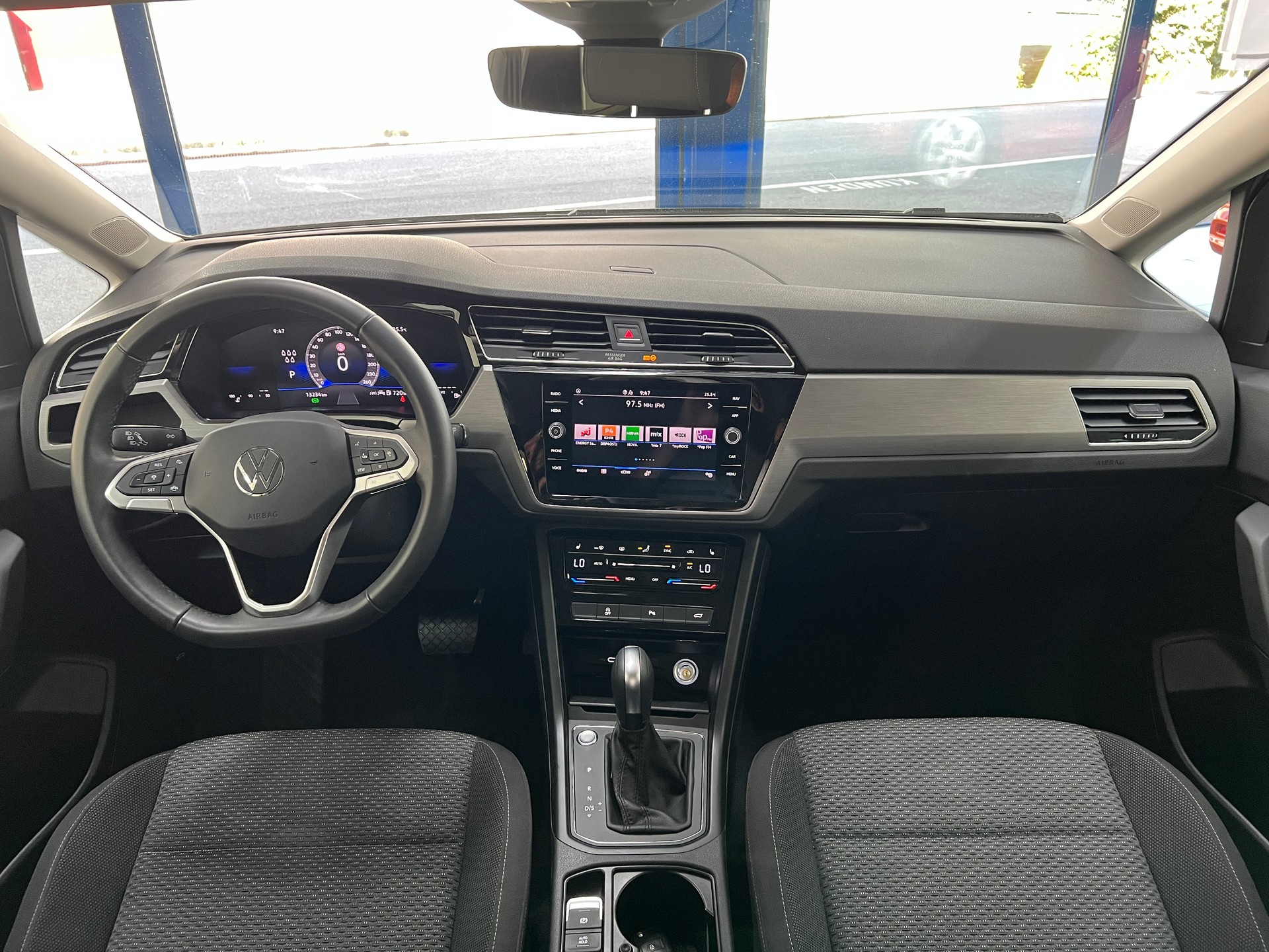 VW Touran 1.5 TSI EVO Comfortline DSG-image-11