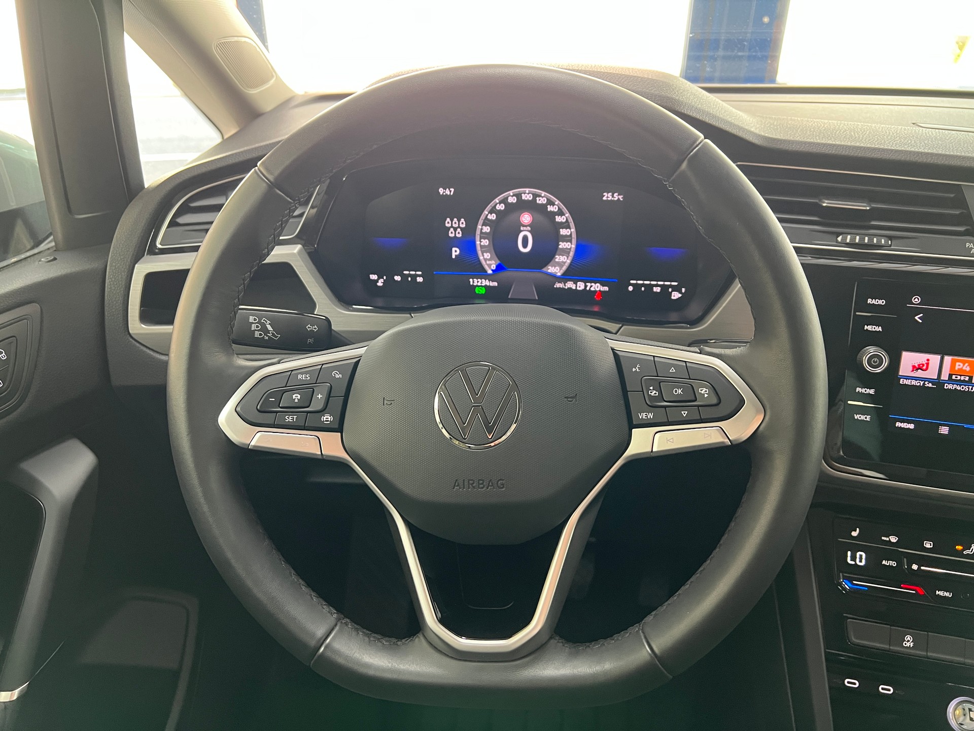 VW Touran 1.5 TSI EVO Comfortline DSG-image-13