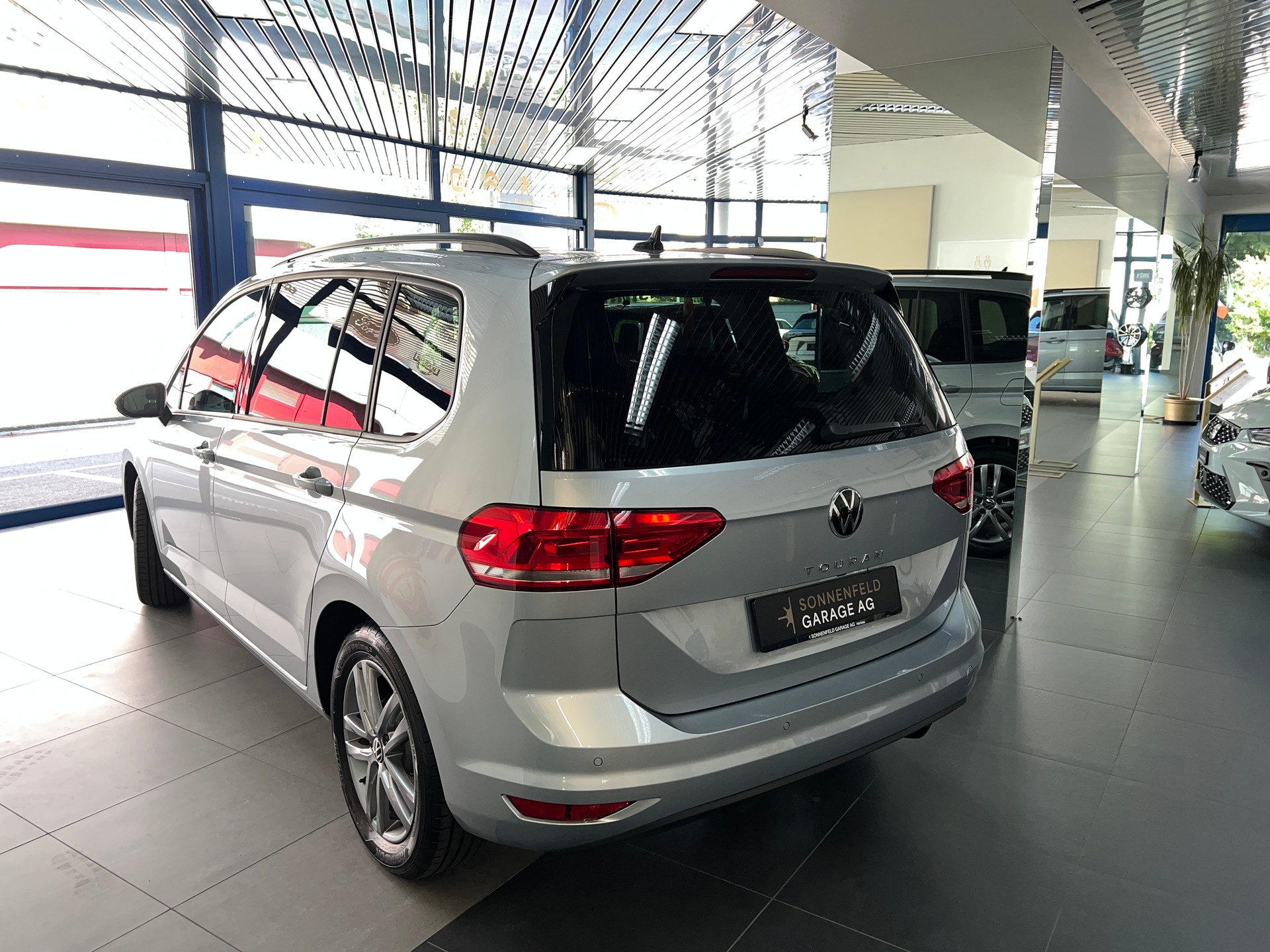 VW Touran 1.5 TSI EVO Comfortline DSG-image-4