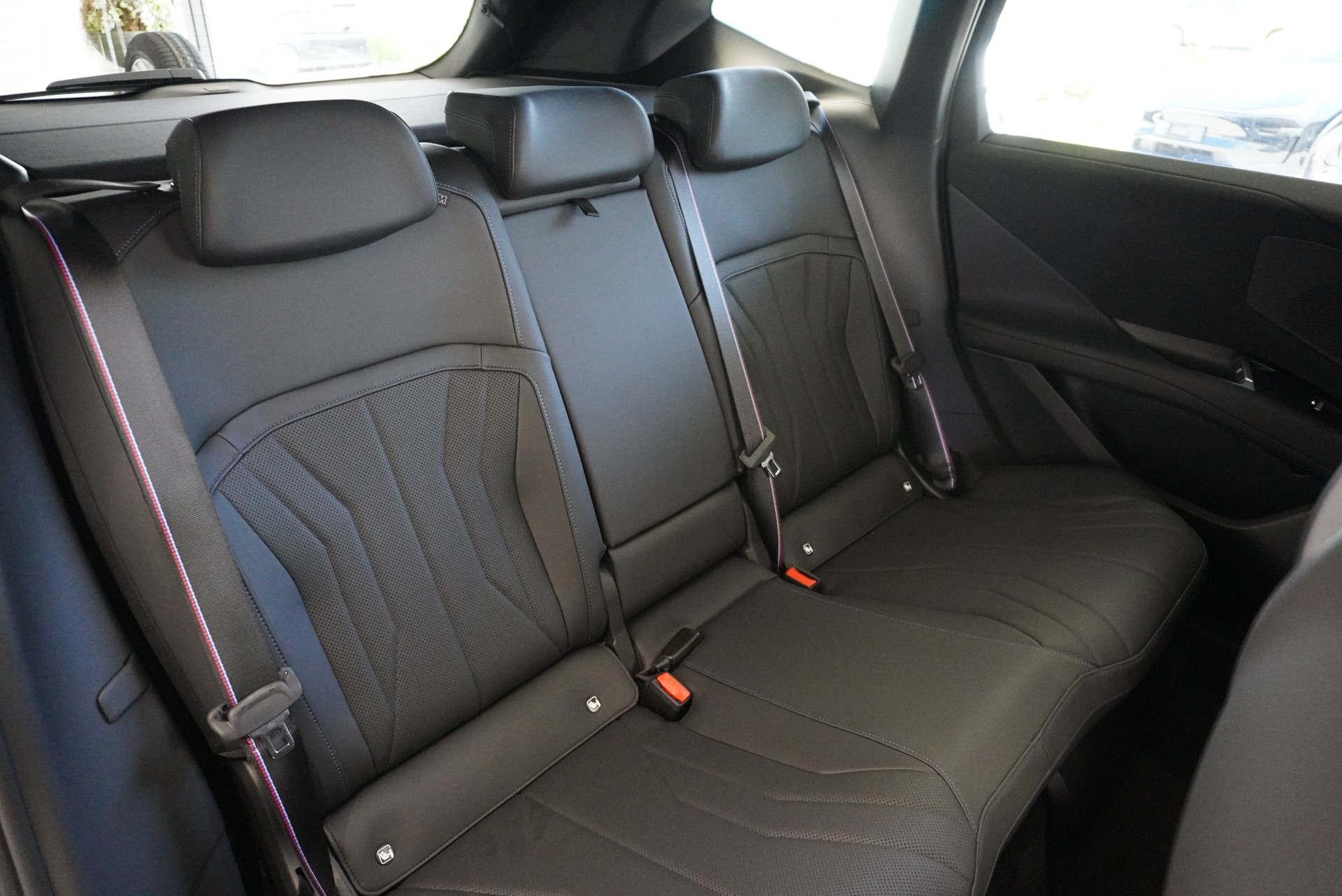 BMW iX3 50 xDrive M Sport Pro-image-13