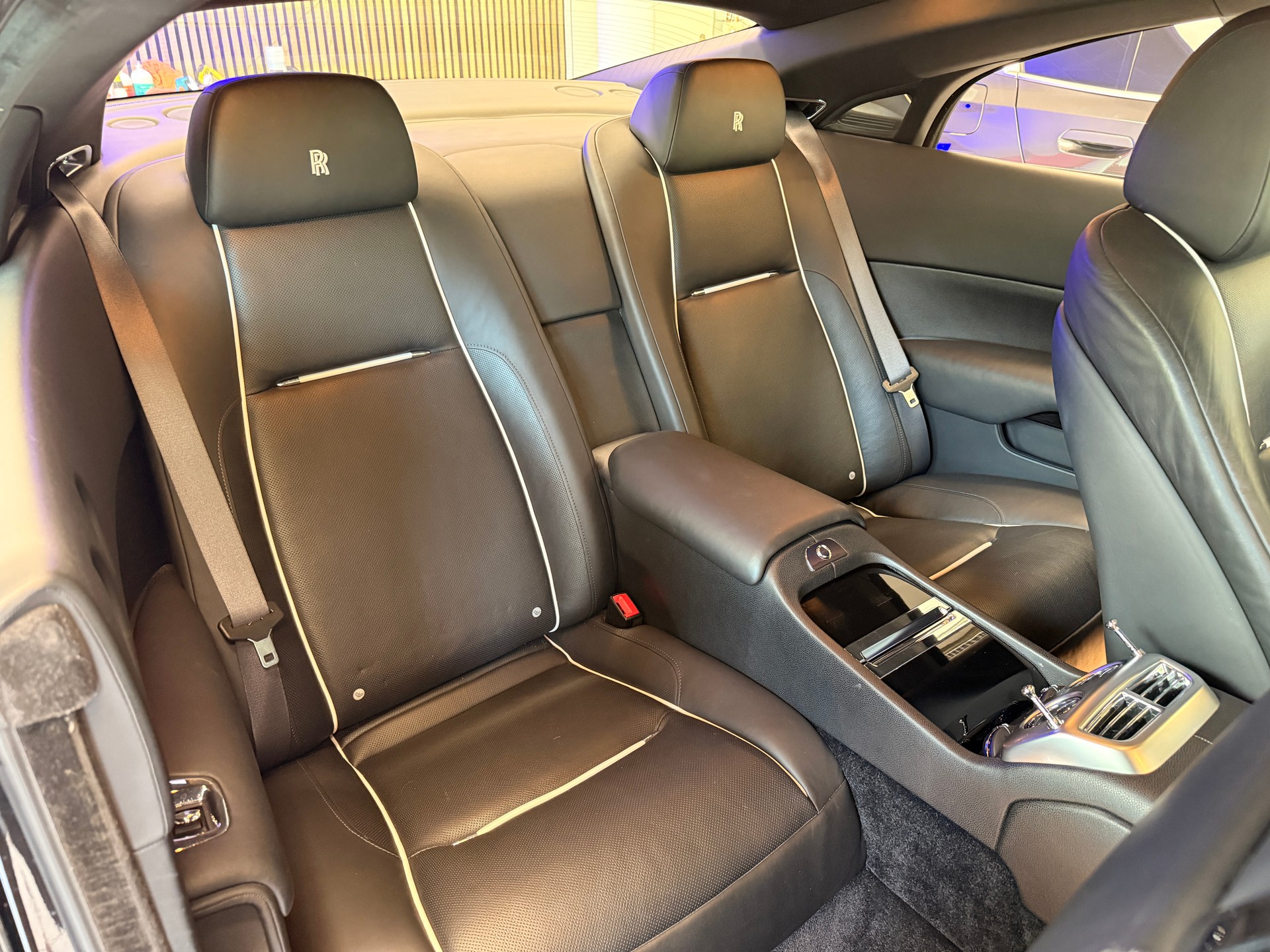 ROLLS-ROYCE Wraith 6.6 V12-image-10