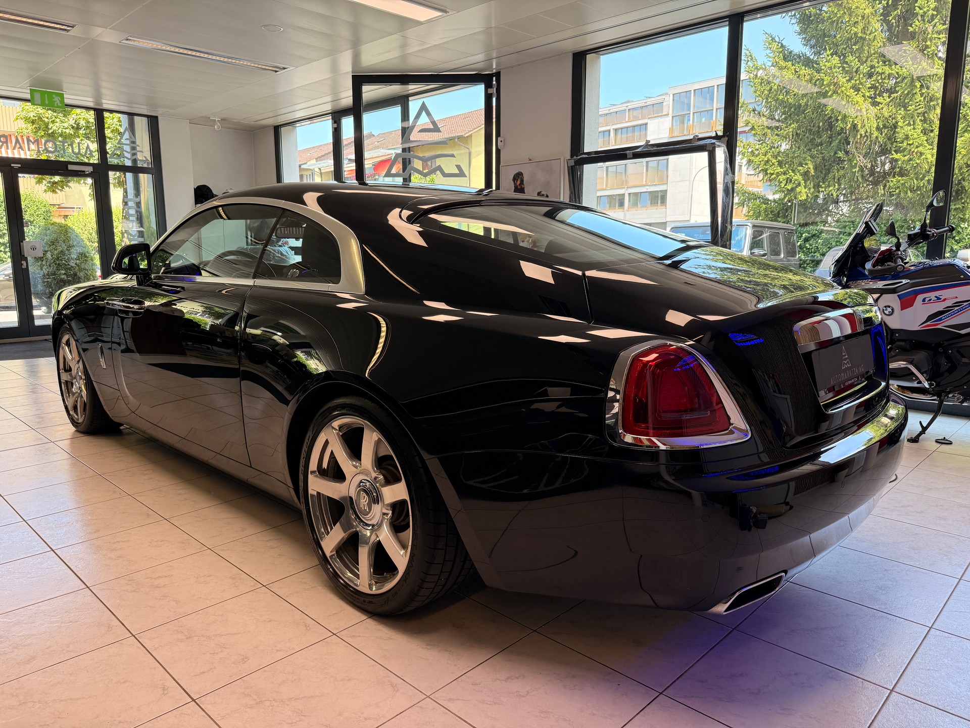 ROLLS-ROYCE Wraith 6.6 V12-image-13