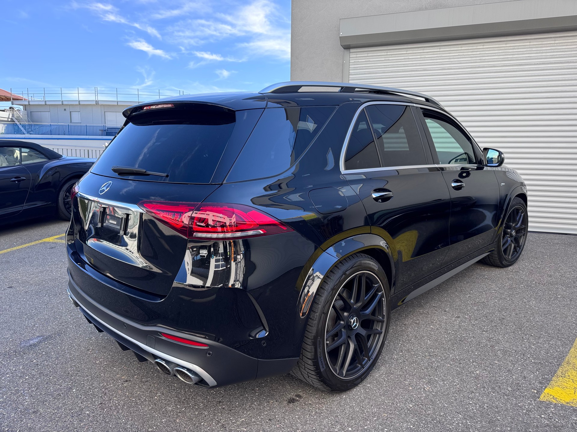 MERCEDES-BENZ GLE 53 AMG 4Matic+ 9G-Speedshift-showroom-element-2