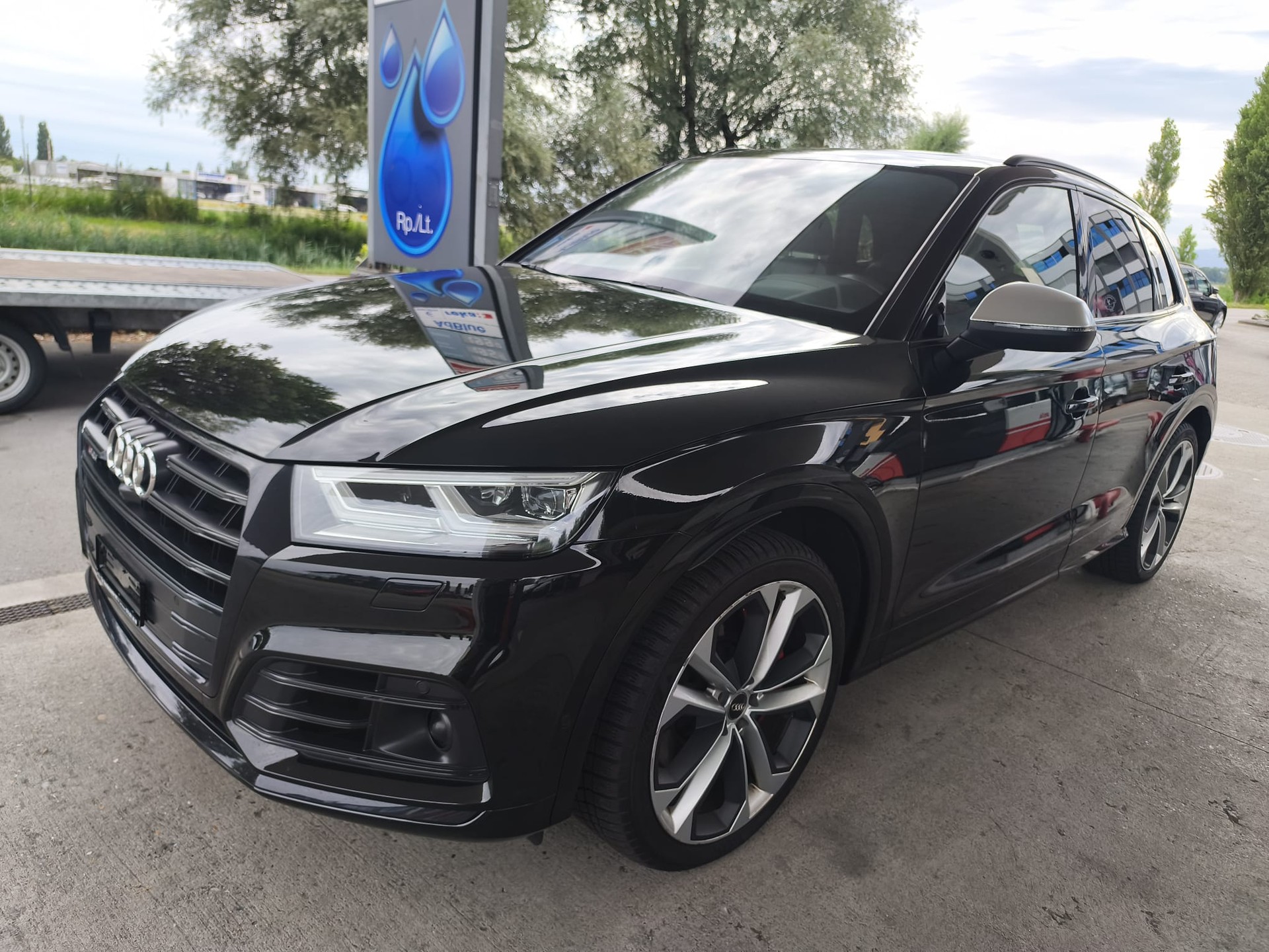 AUDI SQ5 TDI quattro tiptronic-showroom-element-1