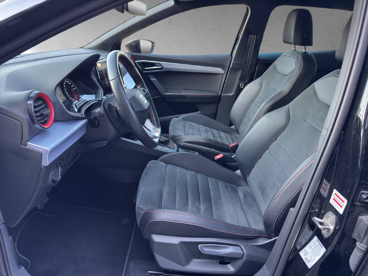 SEAT Ibiza 1.0 TSI 110 Hola FR DSG-image-5