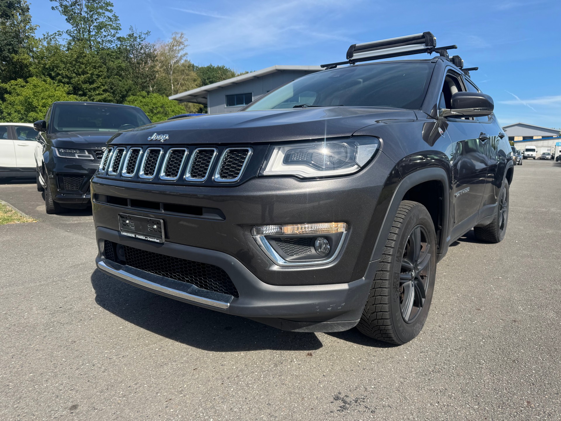 JEEP Compass 2.0CRD Limited AWD 9ATX-showroom-element-1