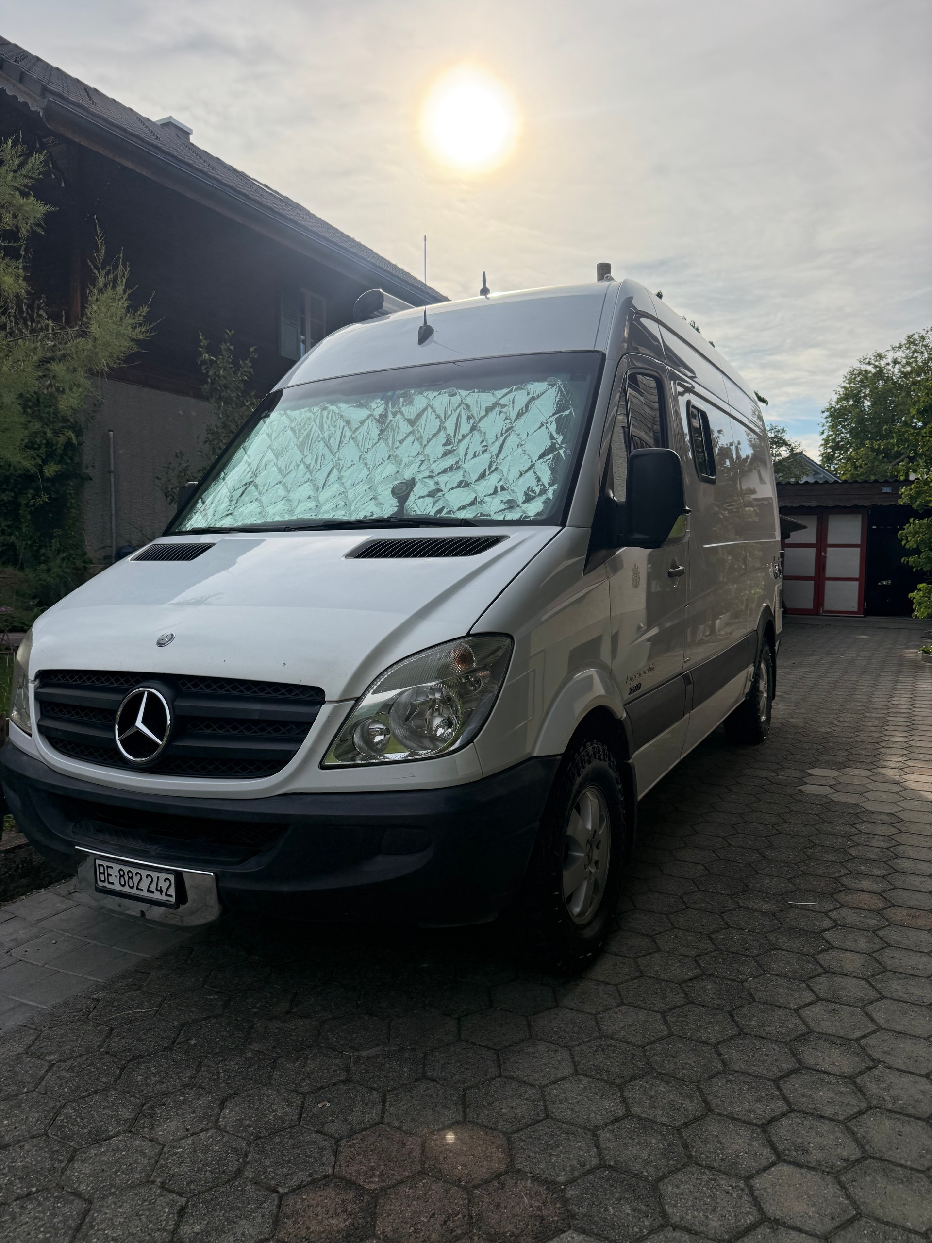 MERCEDES-BENZ 319 CDI Sportsmobile 2500