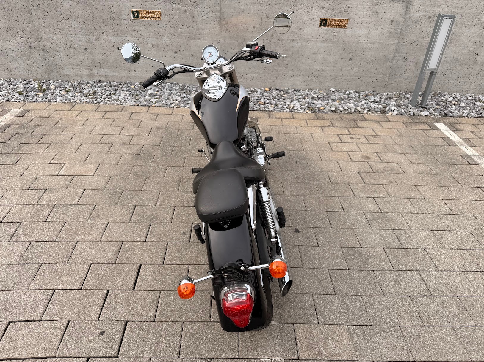 TRIUMPH Bonneville America 800-image-4