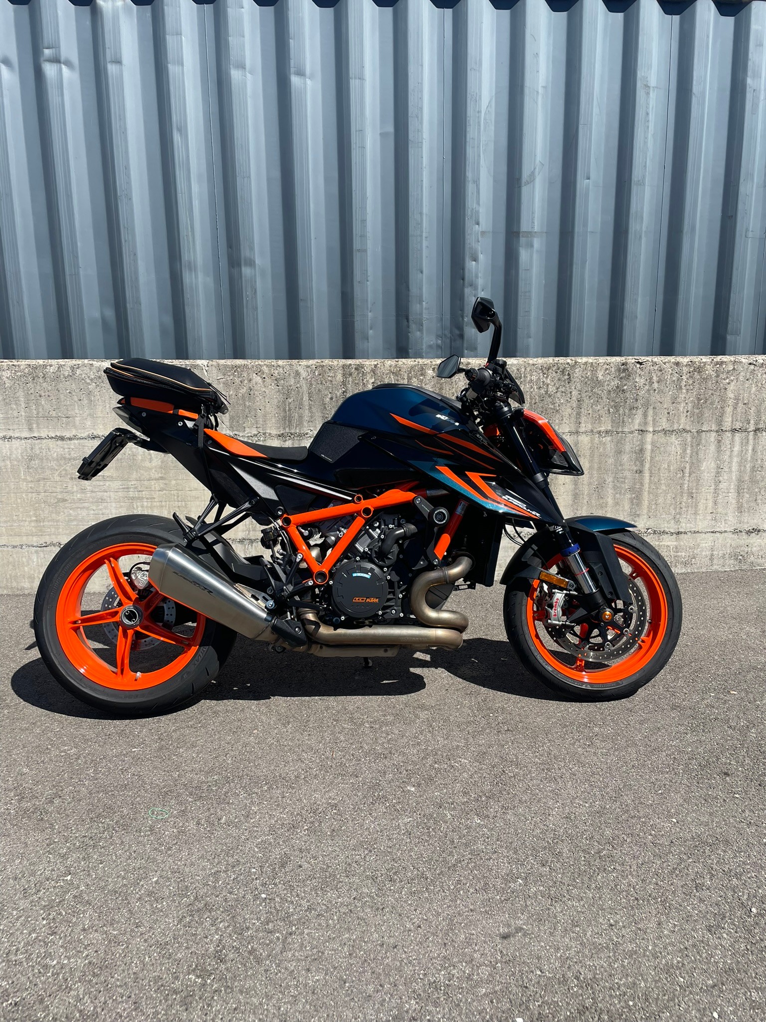 KTM 1290 Super Duke R EVO-image-1